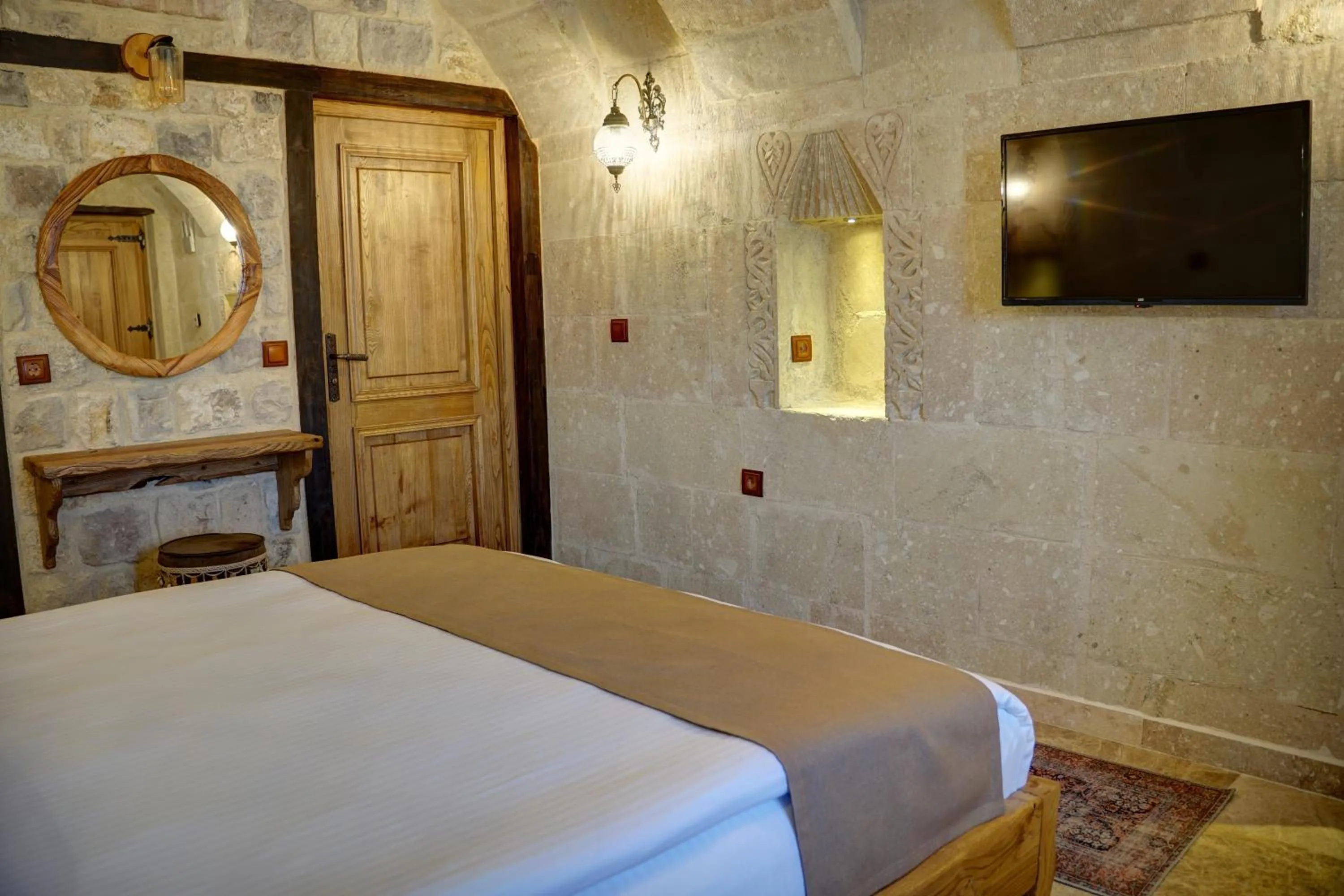 Bed in The Calypso Cave