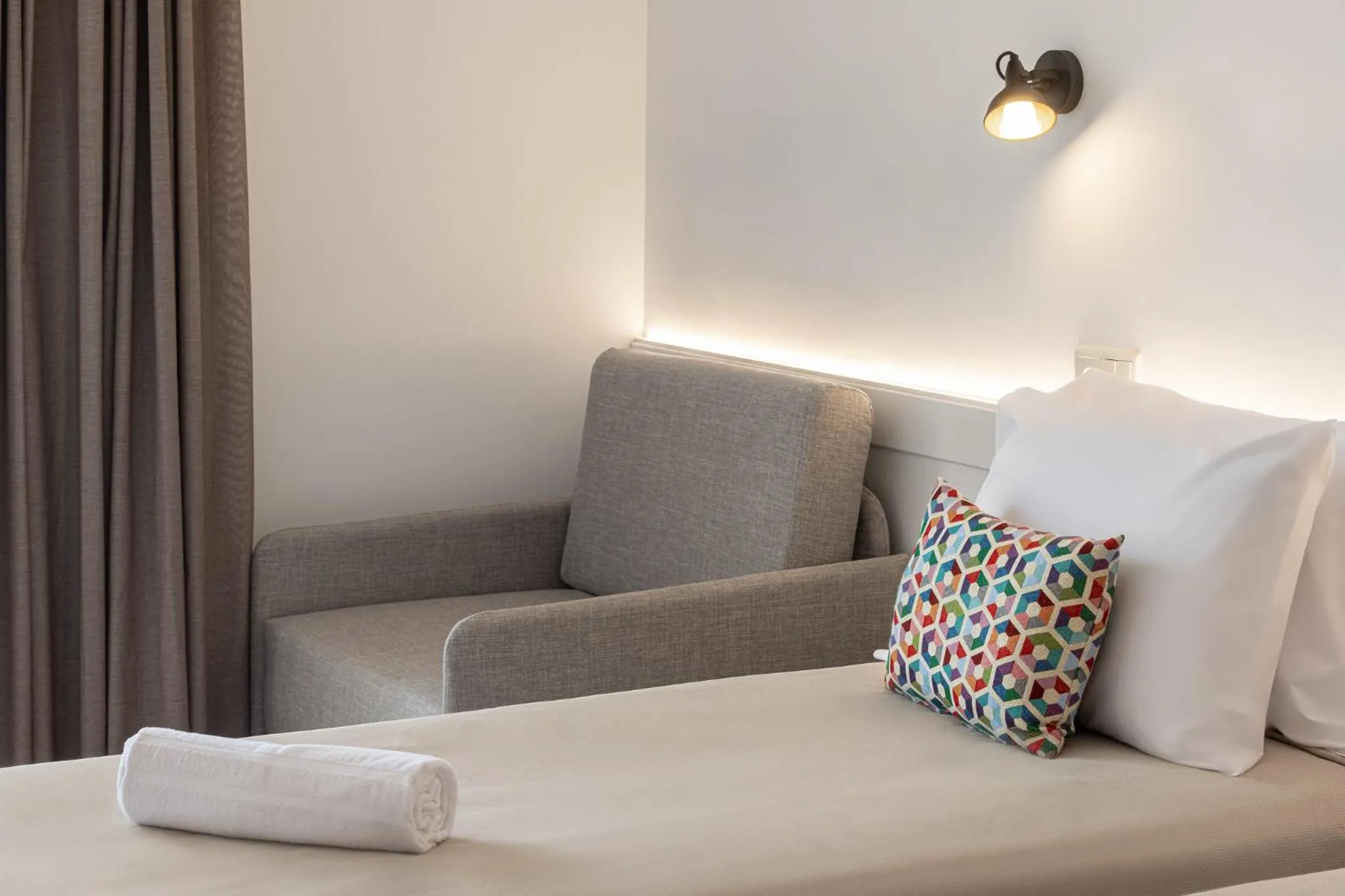 Bed in htop Royal Beach