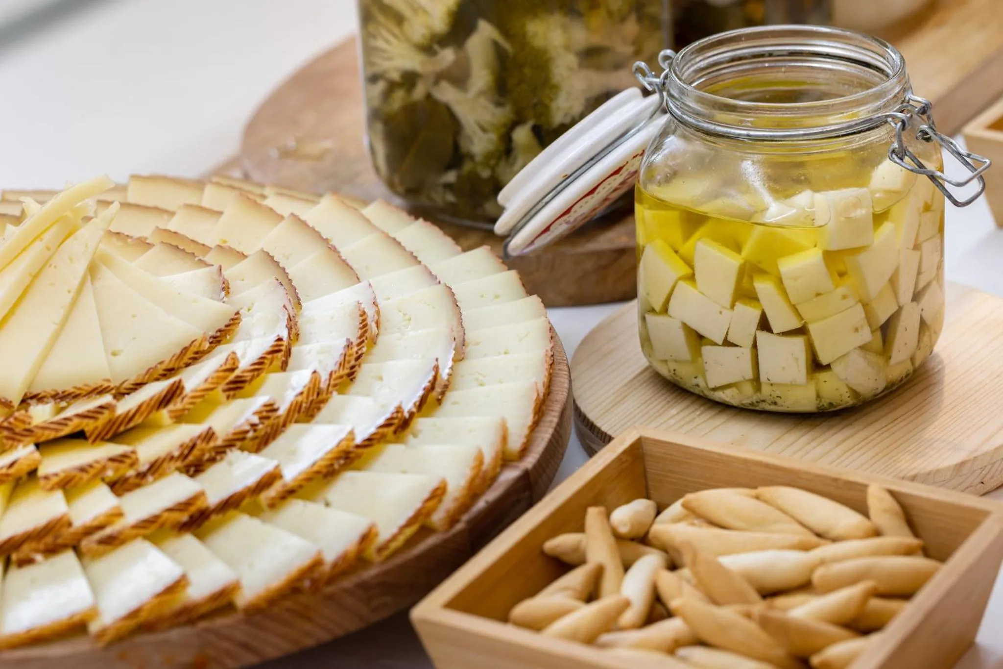 Restaurant/places to eat, Food in htop Royal Beach