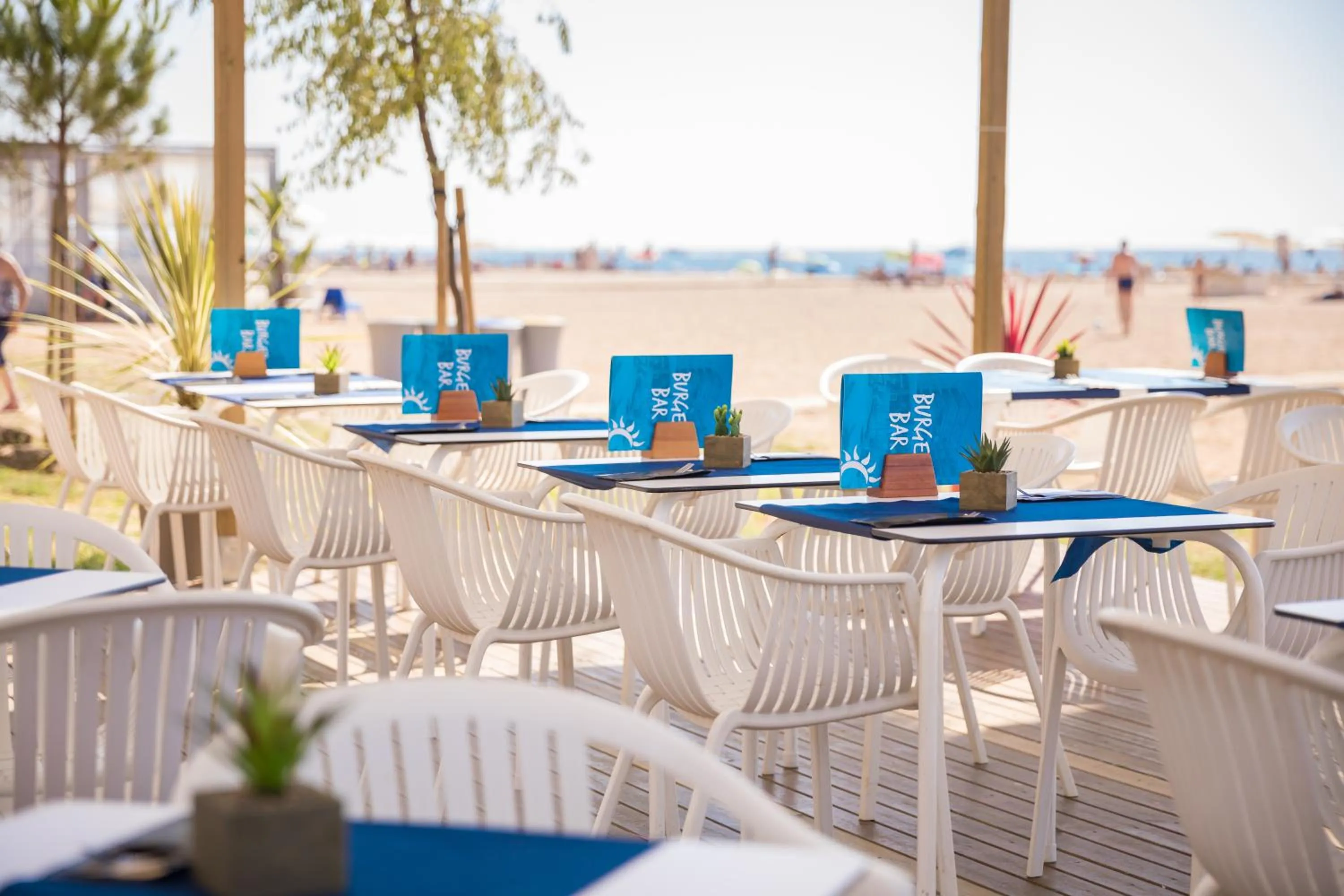 Patio in htop Royal Sun #htopFun