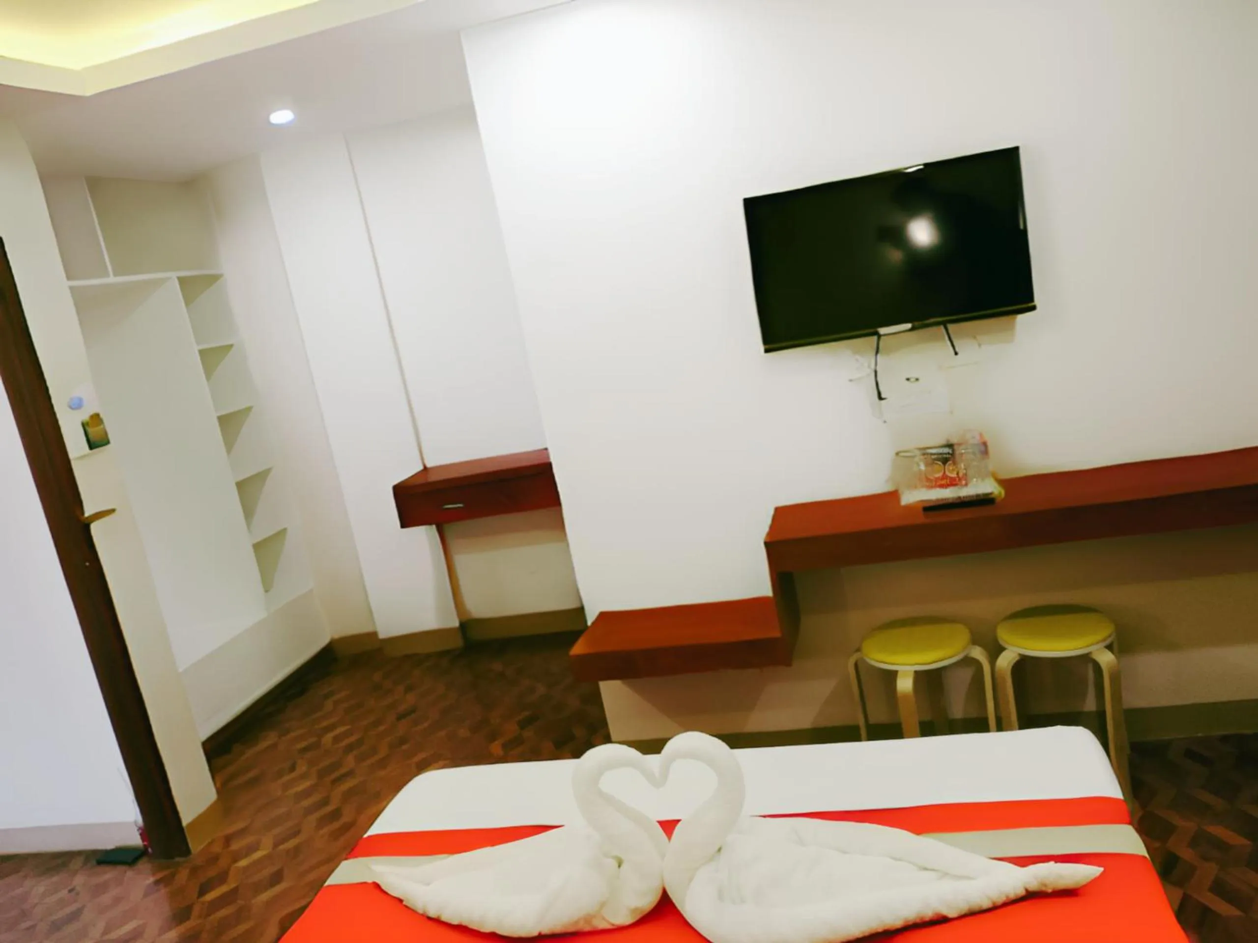 Bed in Dy Heritage Suites