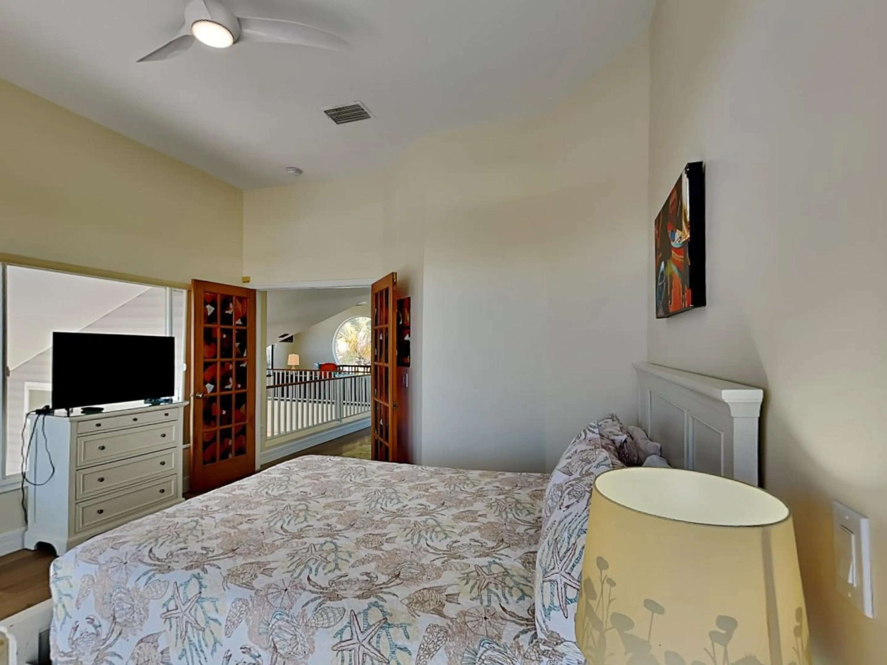 Property building, Bed in 244 Flamingo