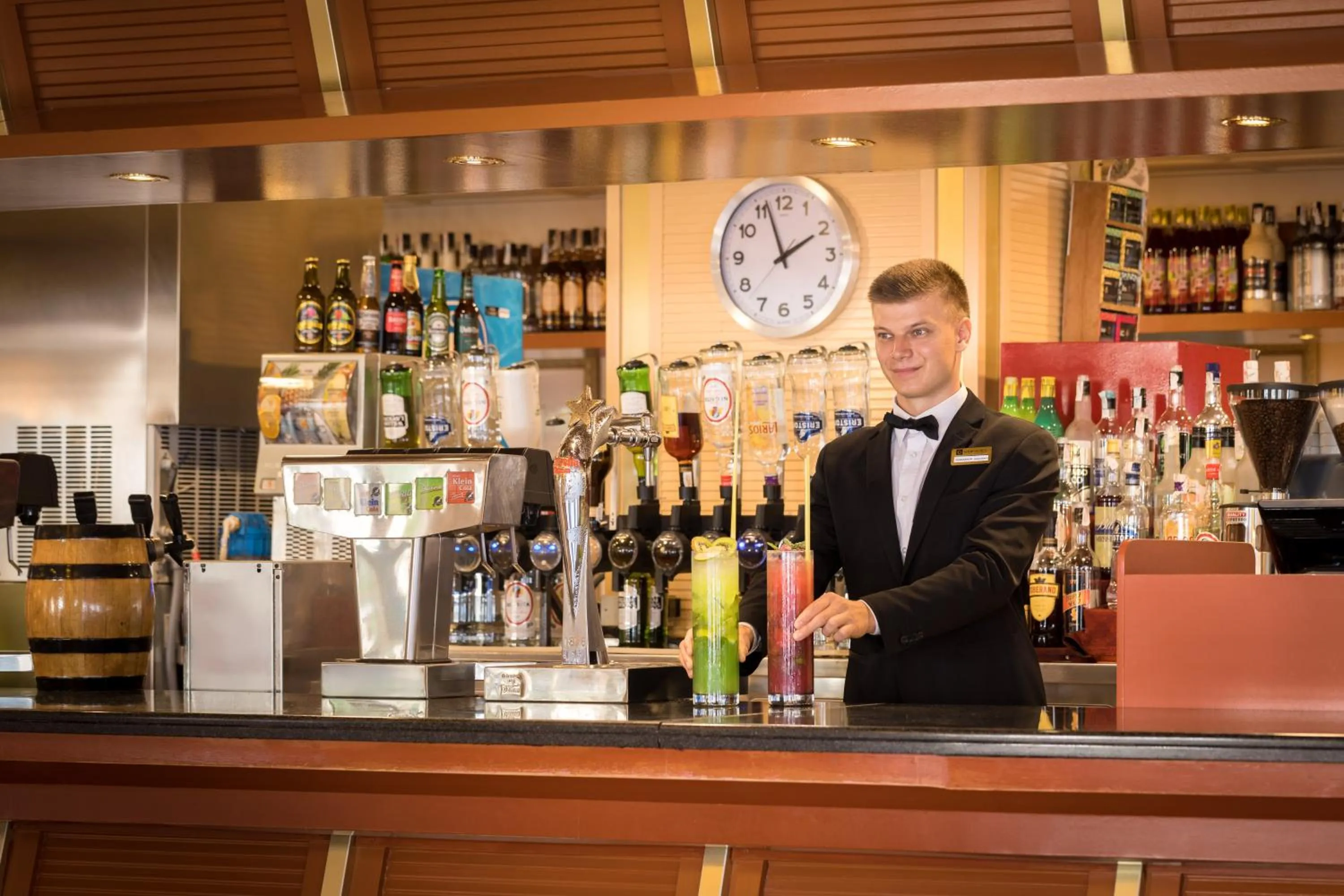 Lounge or bar in htop Calella Palace & SPA 4Sup #htopFun