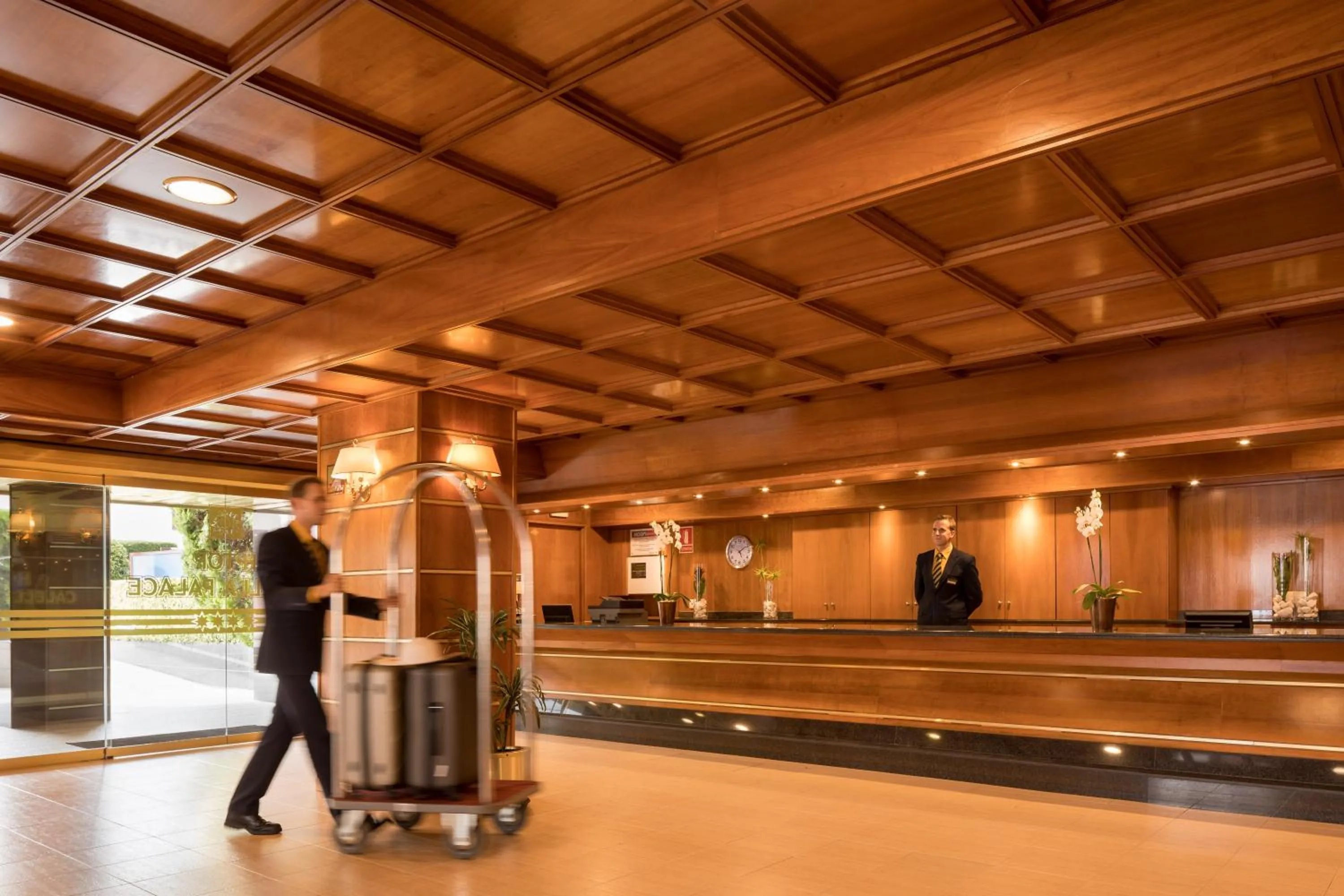 Staff in htop Calella Palace & SPA 4Sup #htopFun