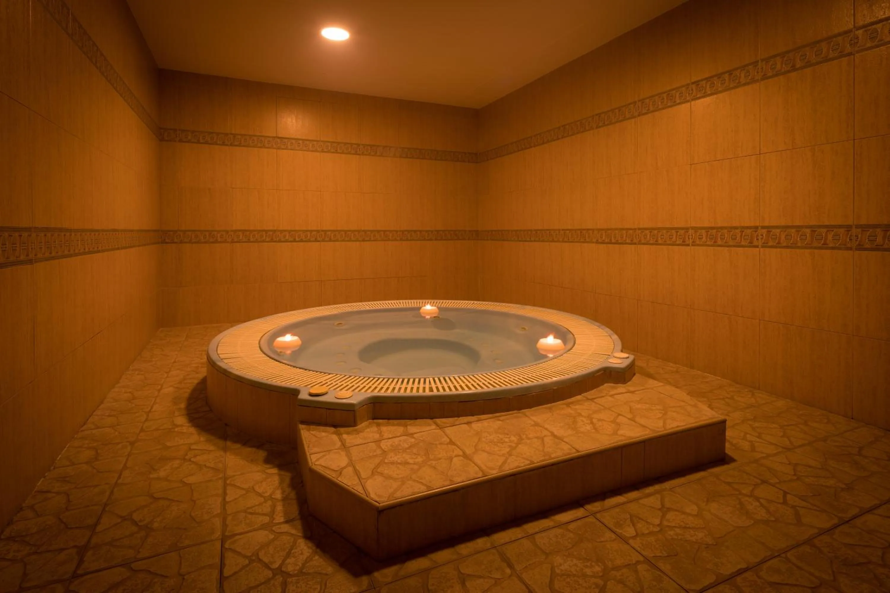 Hot Tub in htop Calella Palace & SPA 4Sup #htopFun