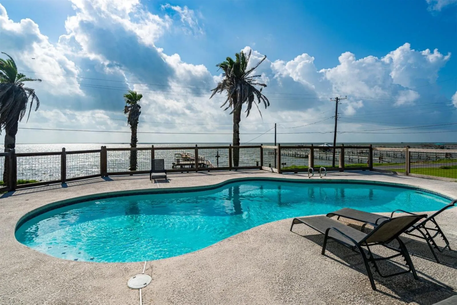 Property building in A Salty Texan - Sun Harbor Cottage #10