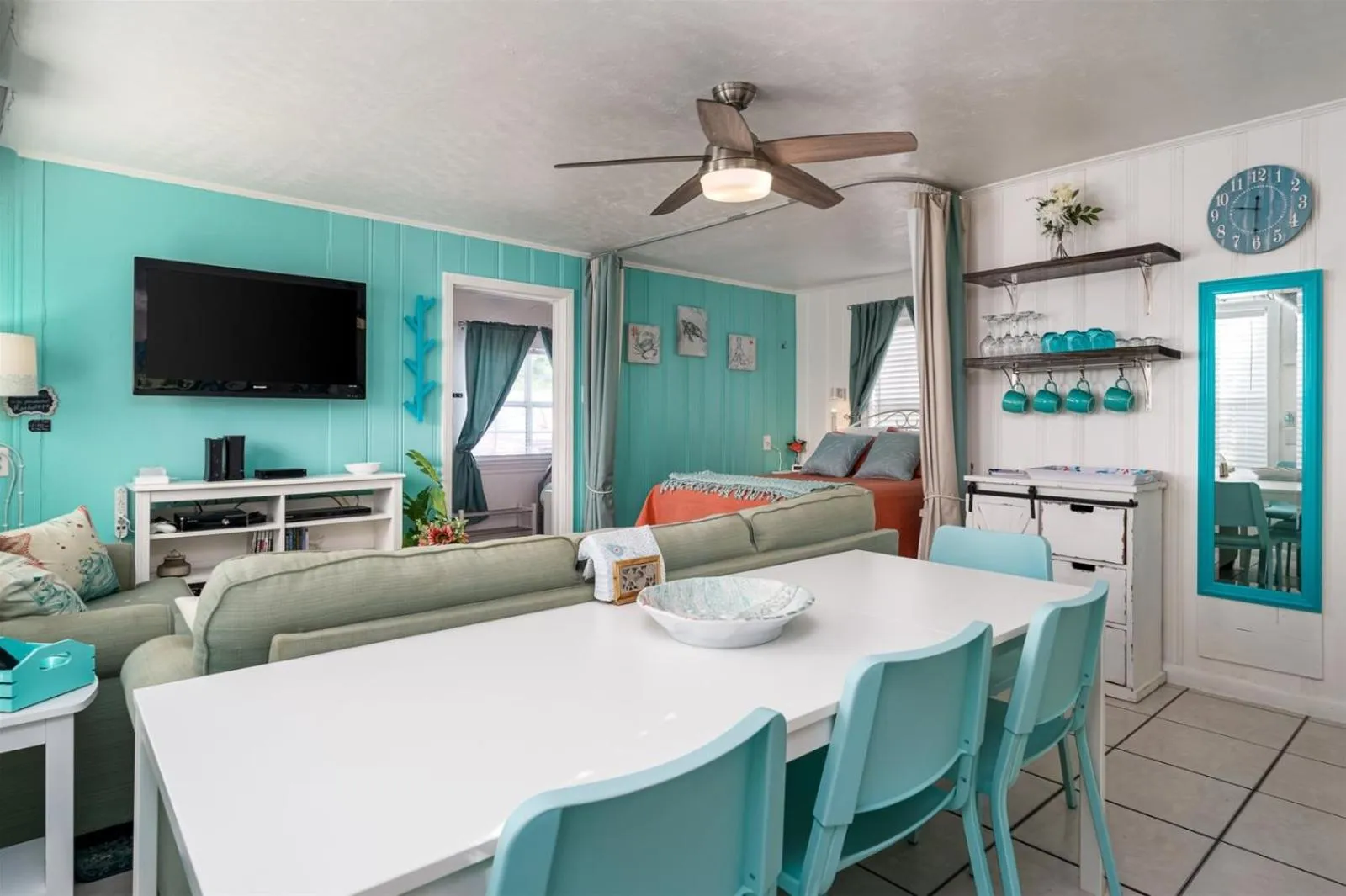 Property building in A Salty Texan - Sun Harbor Cottage #10