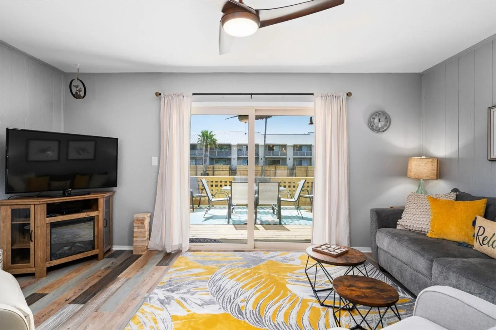 Property building in BoHo by the Bay