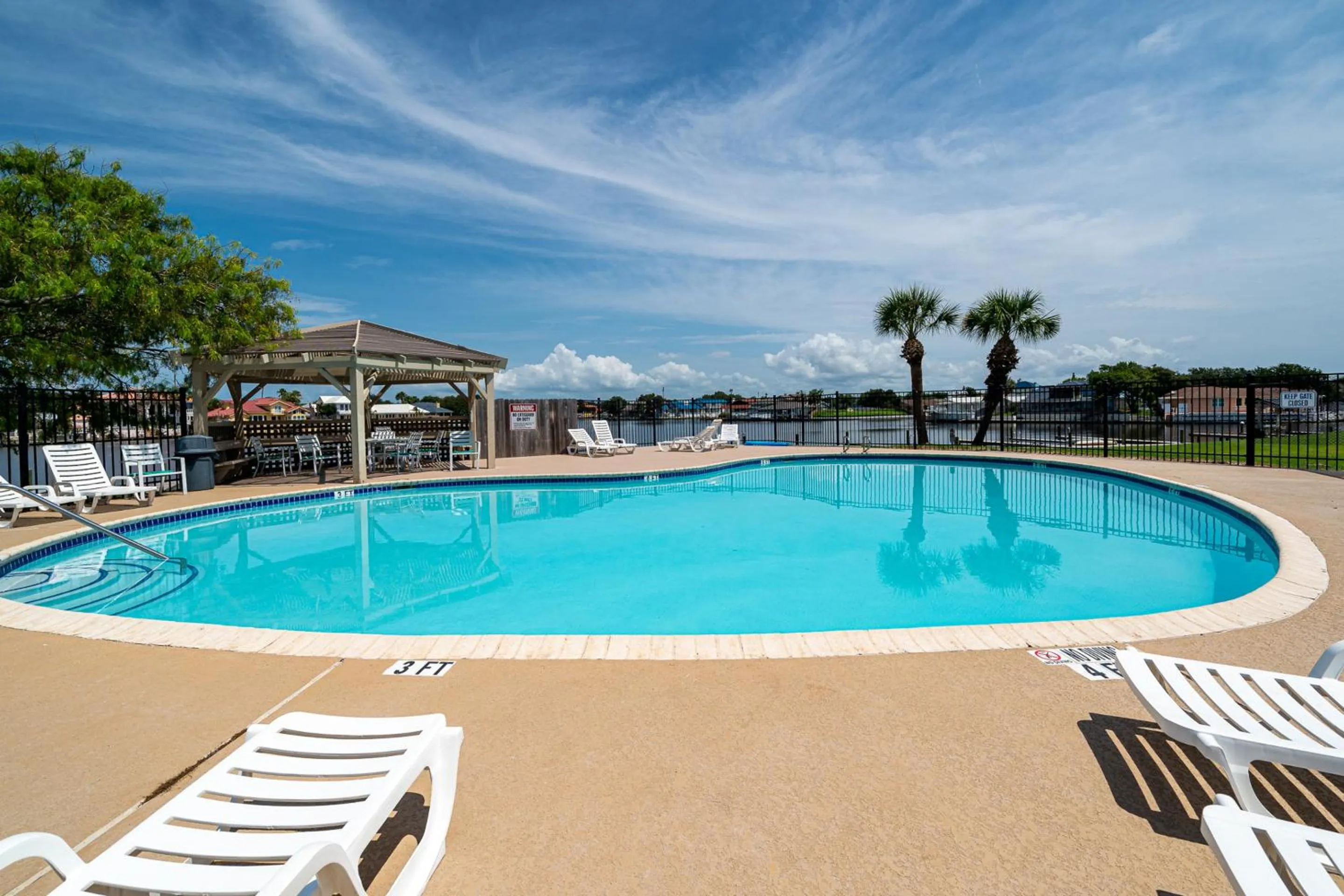 Property building in BoHo by the Bay