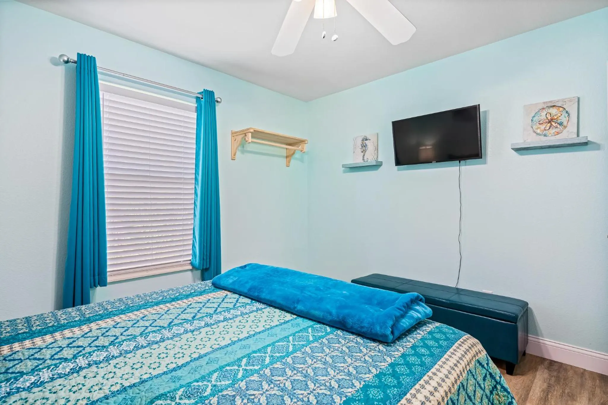 Property building, Bed in Lunasea Haven