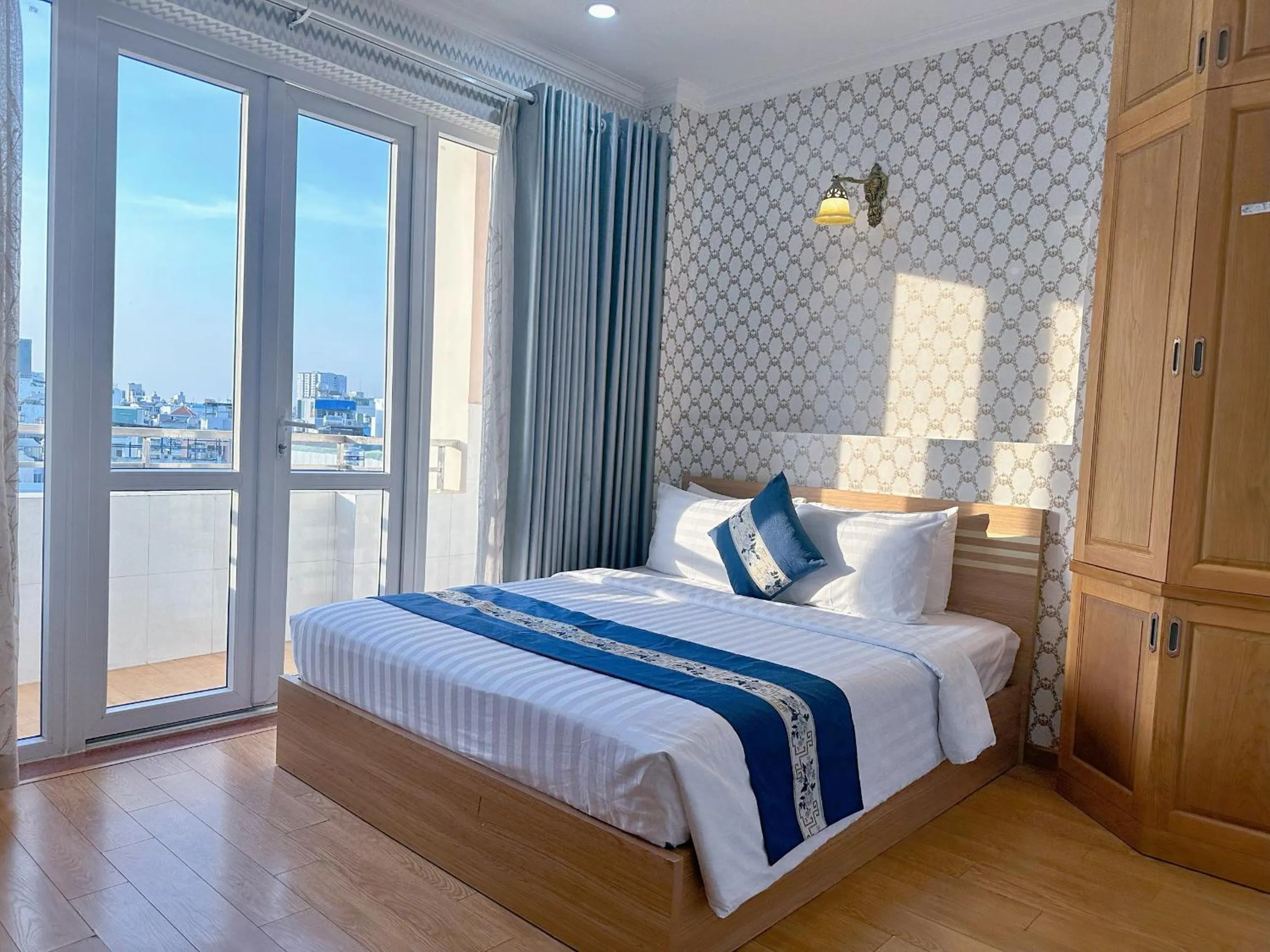 Property building, Bed in Tra My Hotel - SaiGon Center