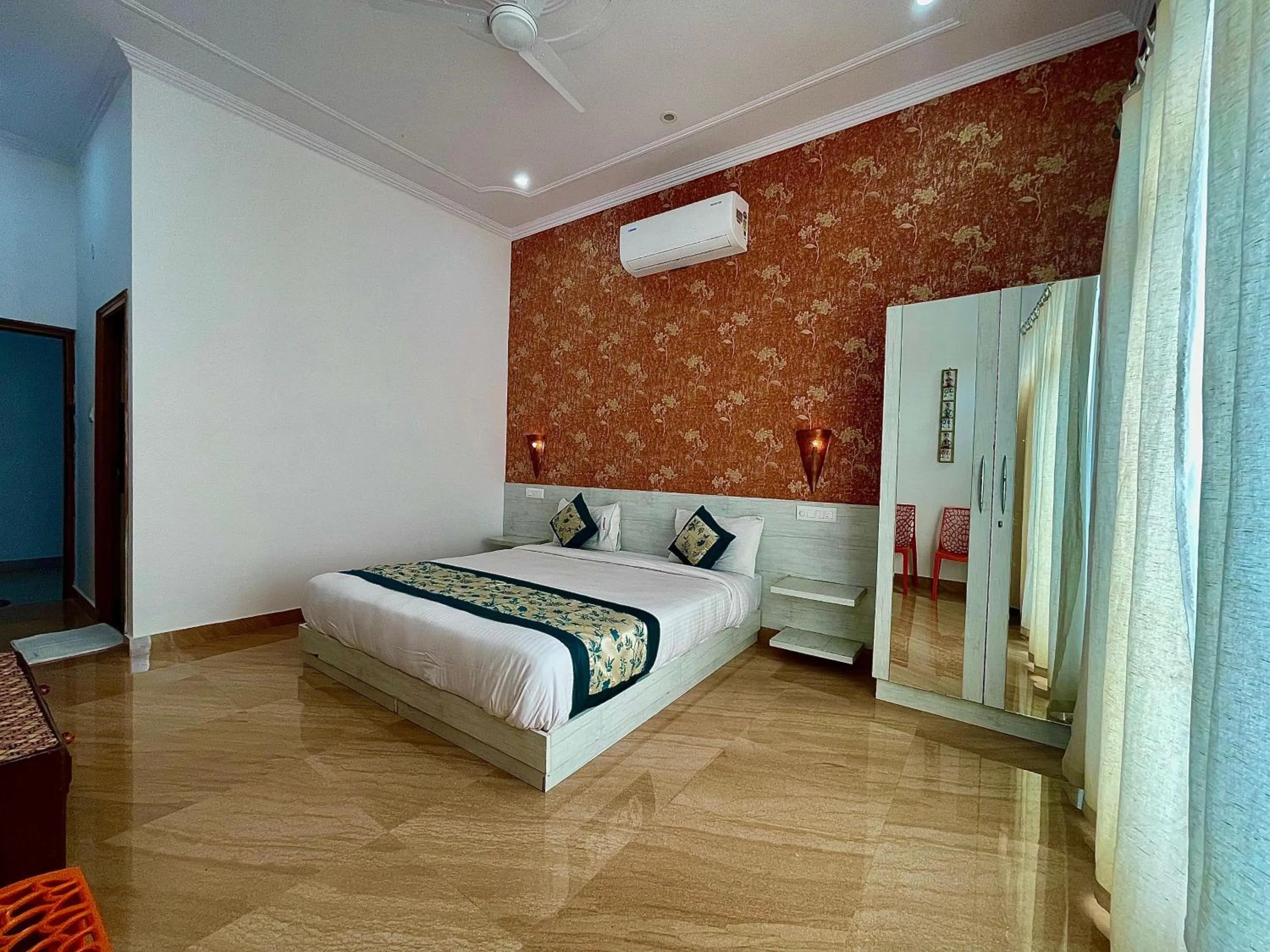 Bedroom, Bed in La Curcuma Luxury Homestay