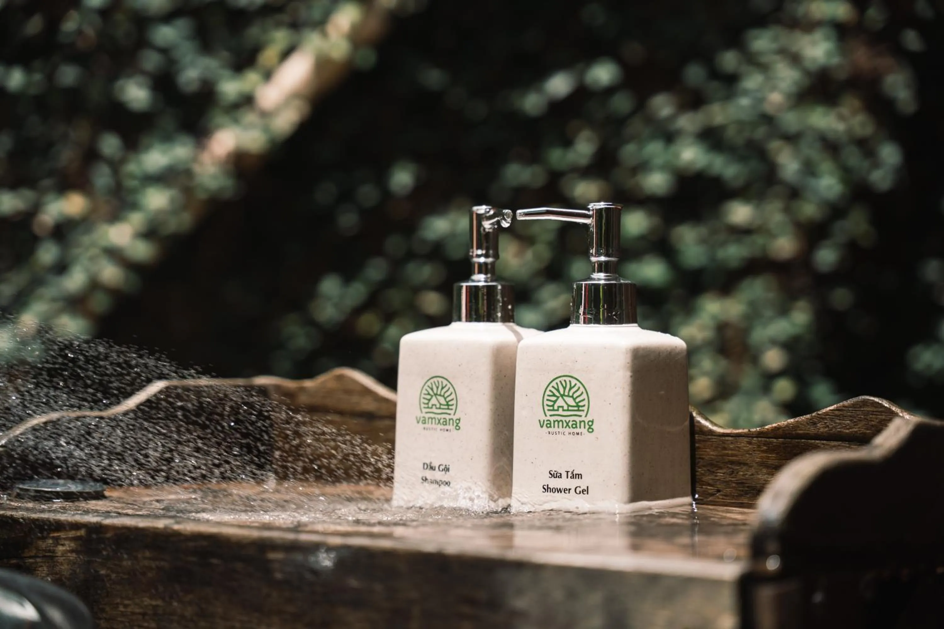 Property building in Vamxang Rustic Home