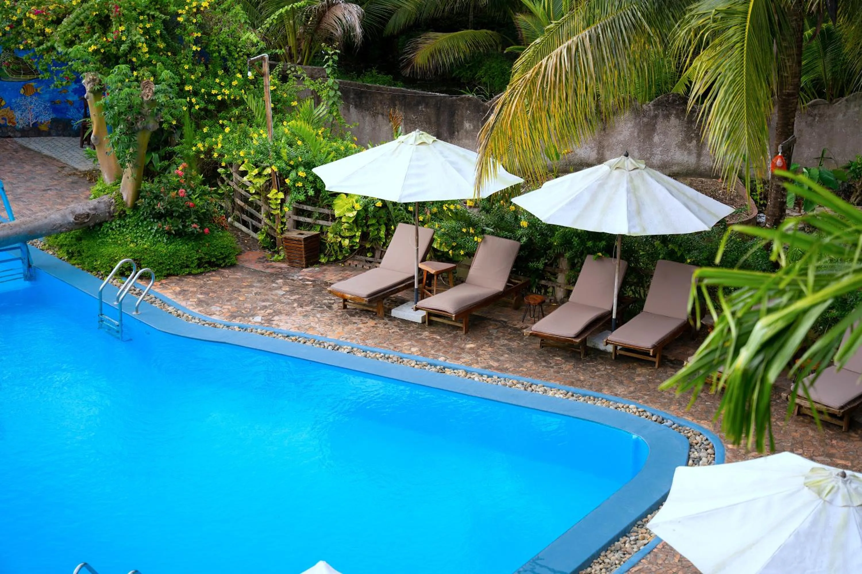 Swimming pool in Vamxang Rustic Home