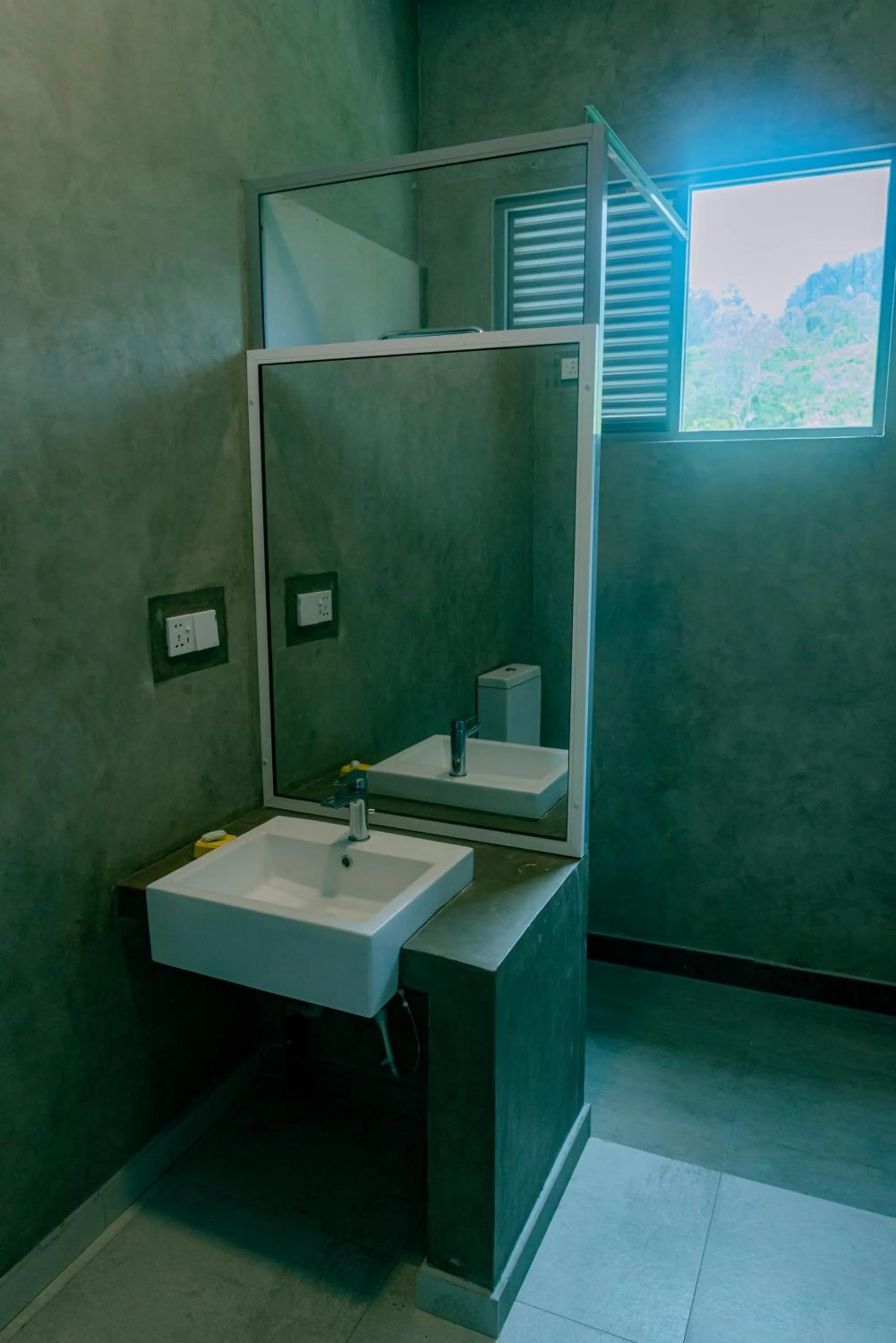 Bathroom in Kithal Ella Station Resort