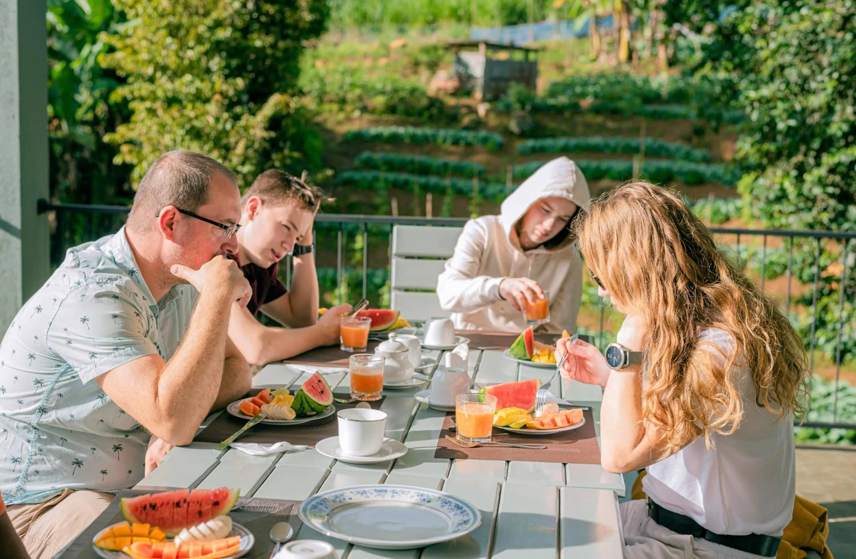 Restaurant/places to eat in Kithal Ella Station Resort