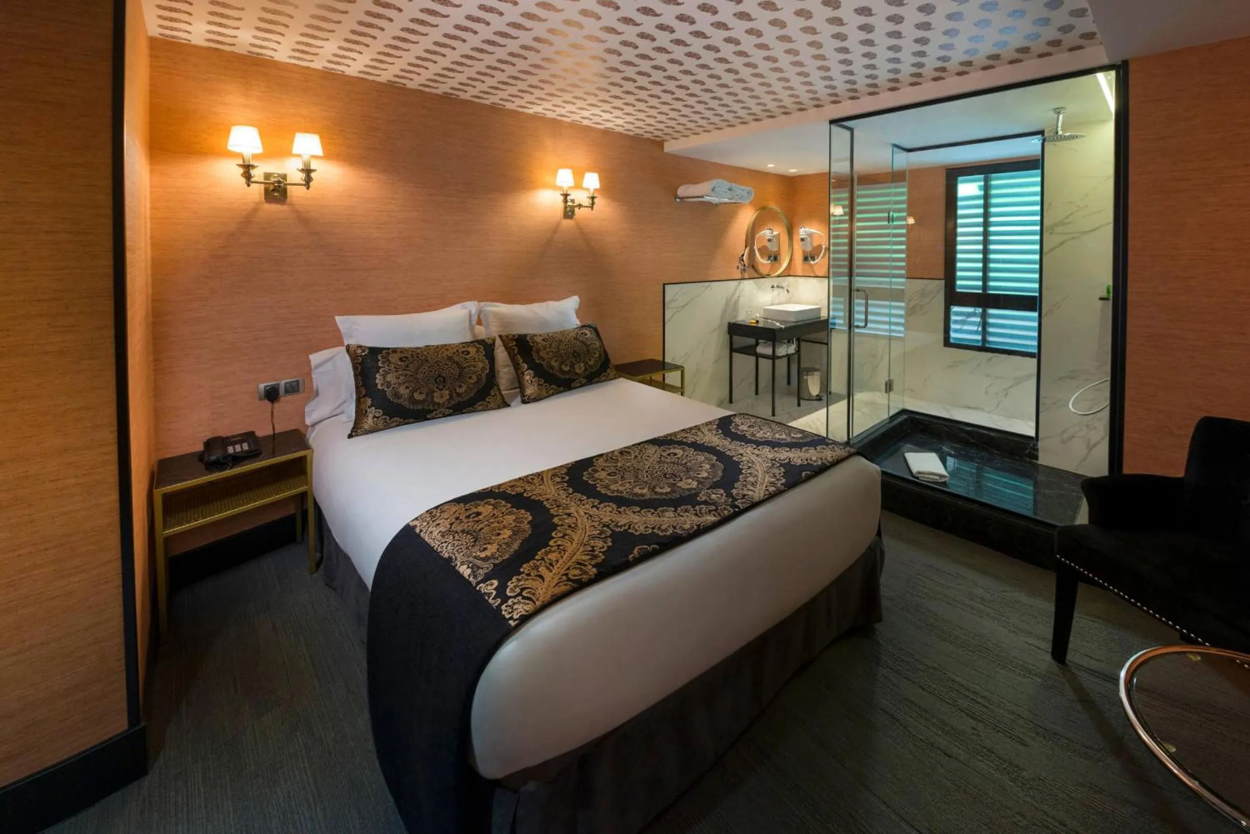 Bed in Hotel Mirador de Chamartín