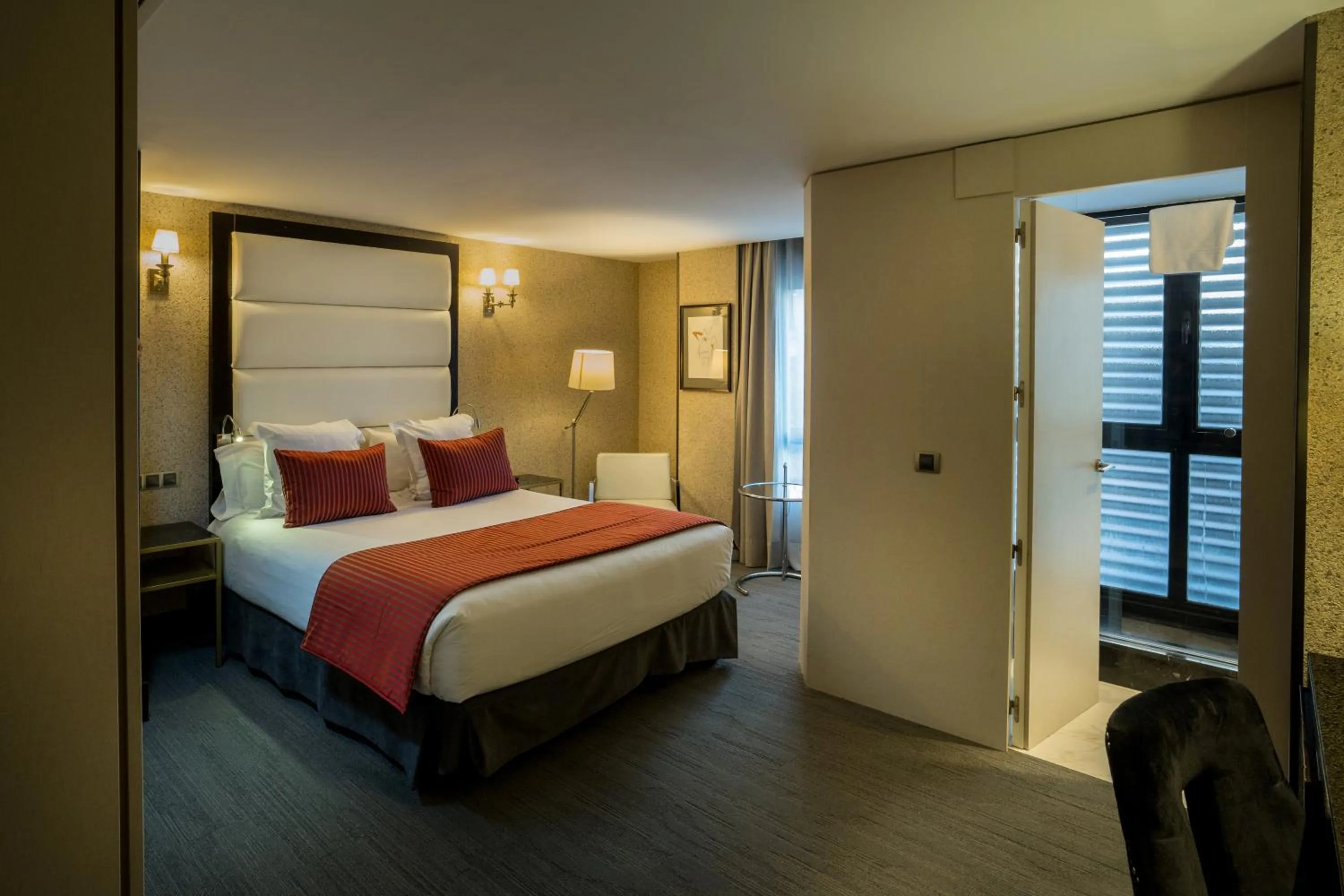 Photo of the whole room, Bed in Hotel Mirador de Chamartín