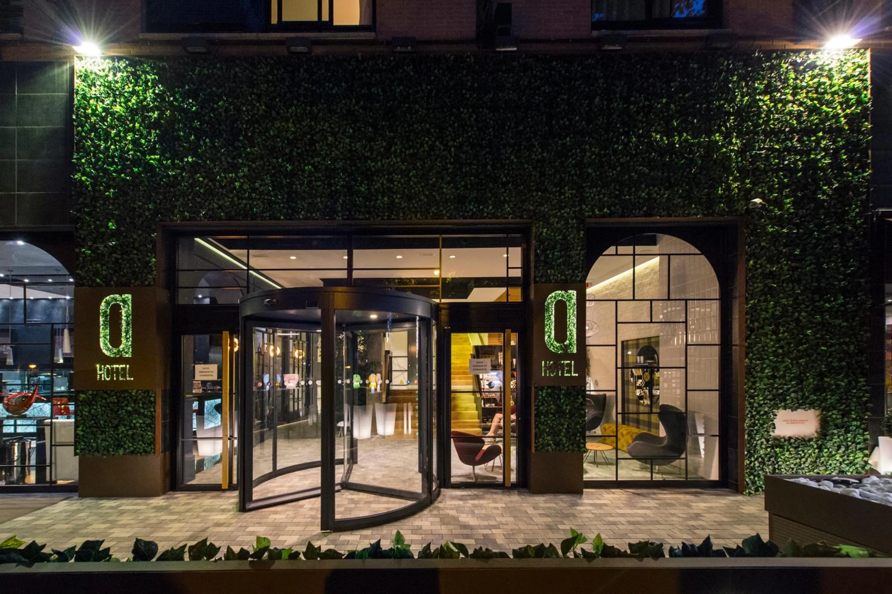 Facade/entrance in Hotel Mirador de Chamartín