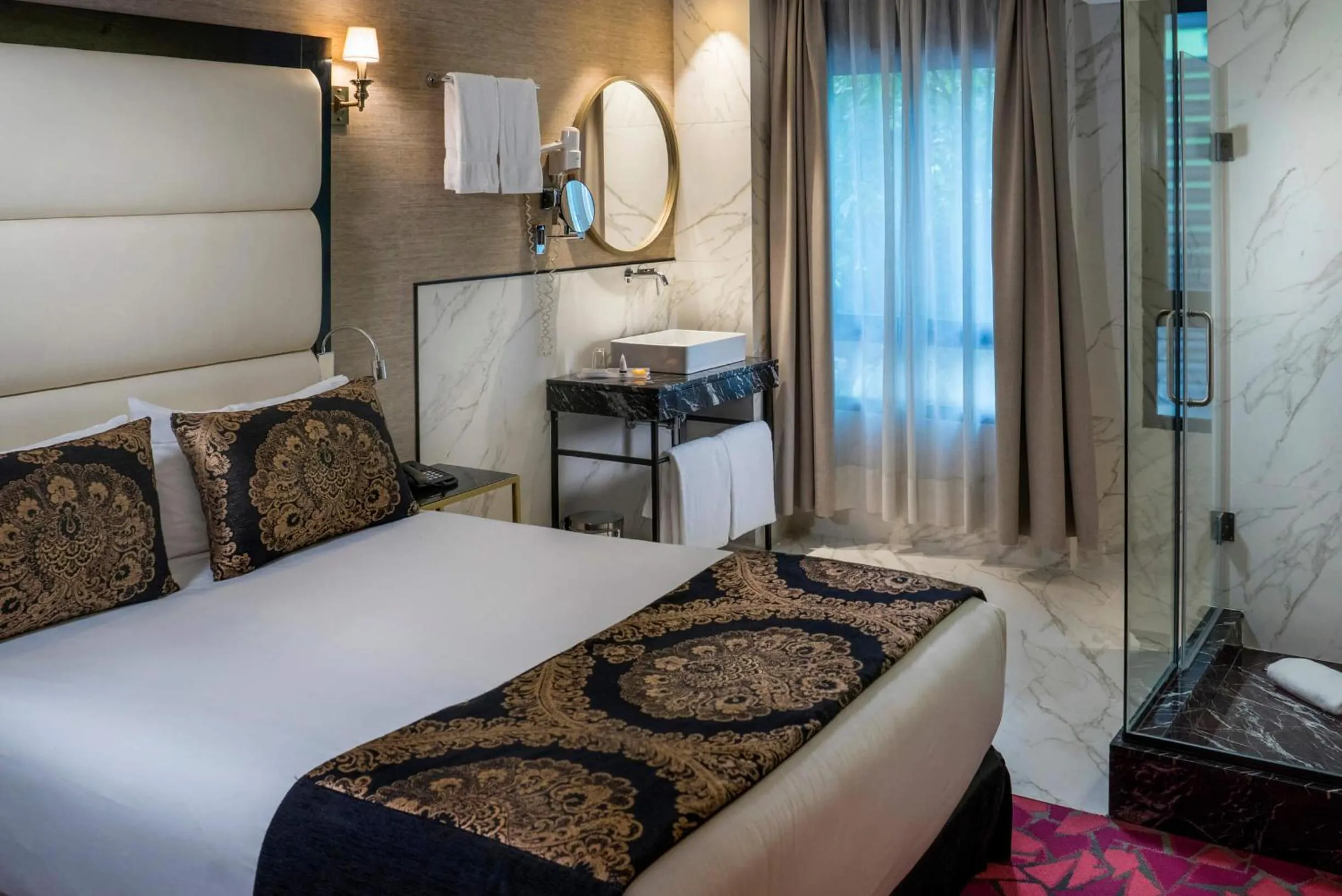 Bed in Hotel Mirador de Chamartín