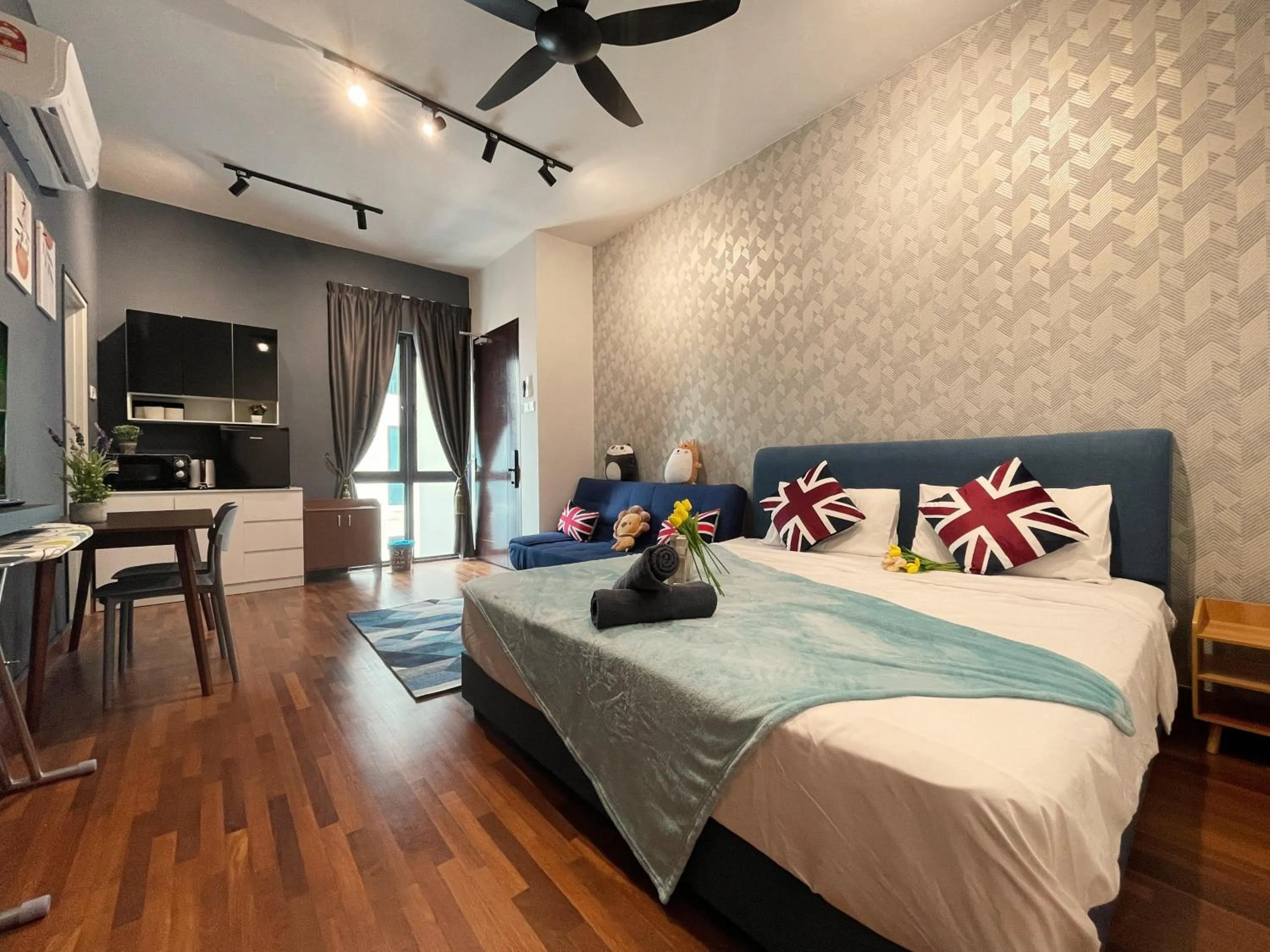 Bed in Pacific Tower Petaling Jaya Near Jaya One, University Malaya, Columbia Hospital By My Homez