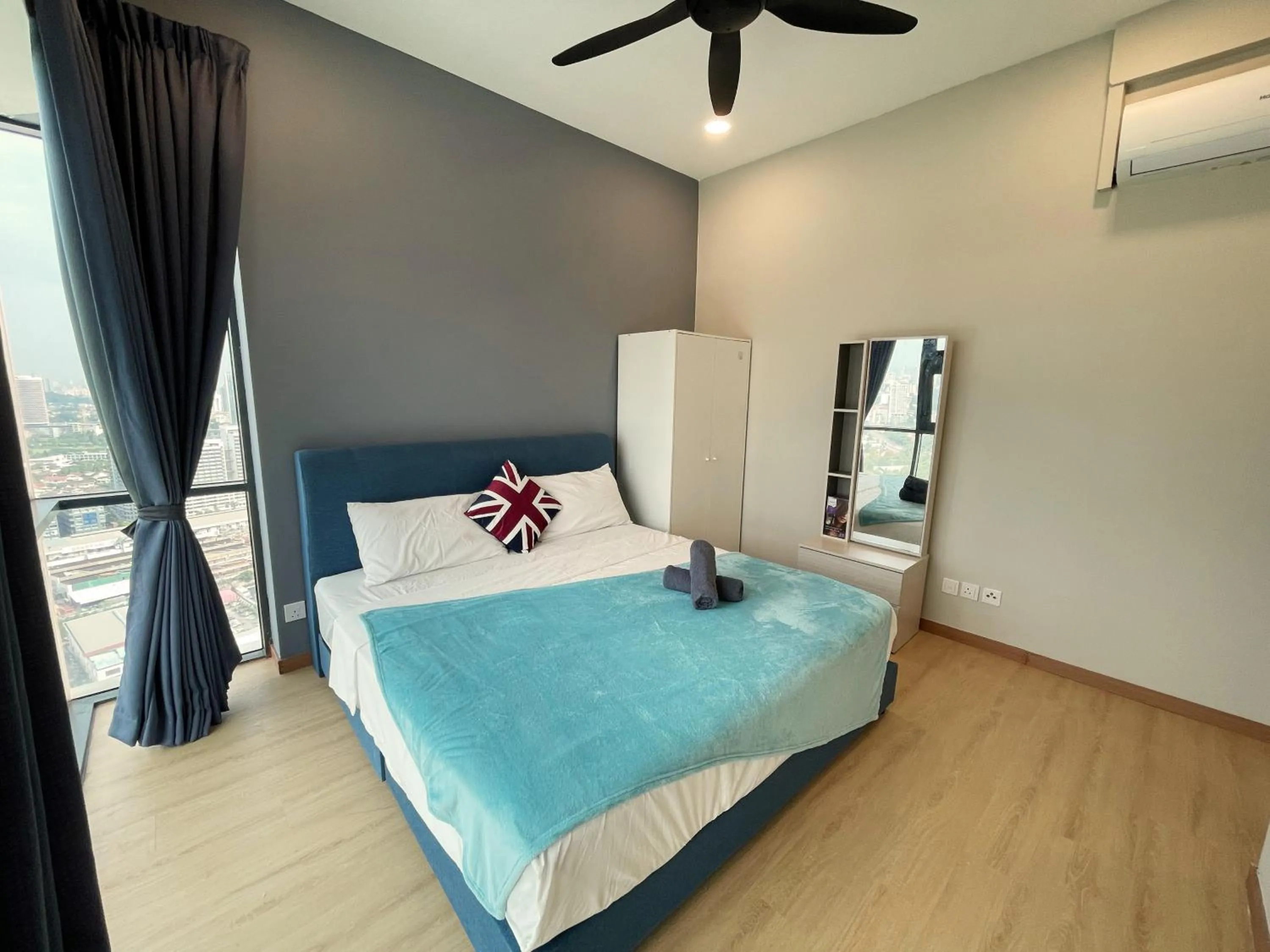 Bed in Pacific Tower Petaling Jaya Near Jaya One, University Malaya, Columbia Hospital By My Homez