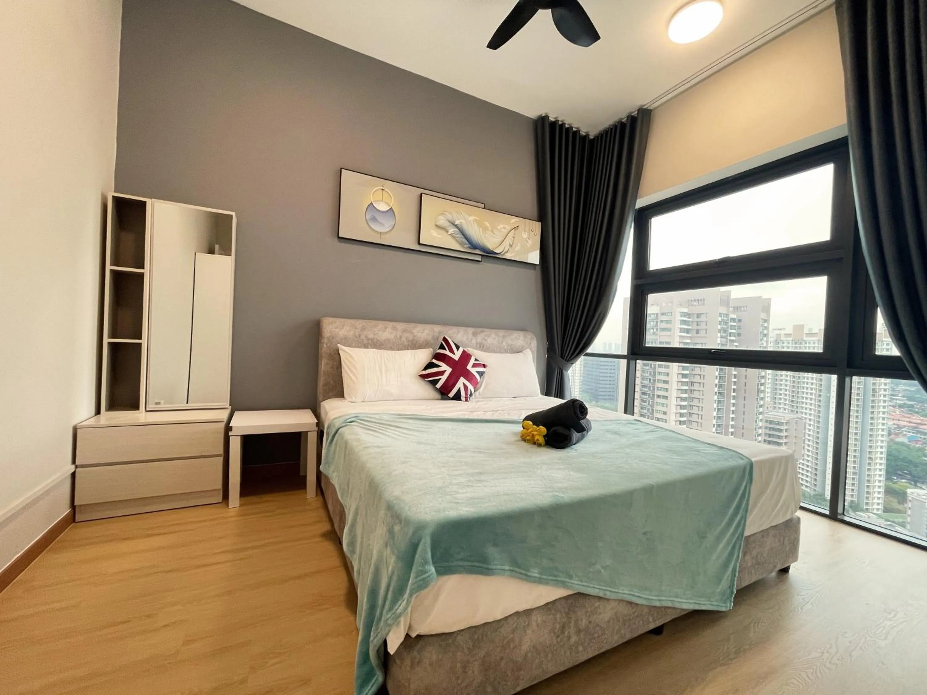 Bed in Pacific Tower Petaling Jaya Near Jaya One, University Malaya, Columbia Hospital By My Homez