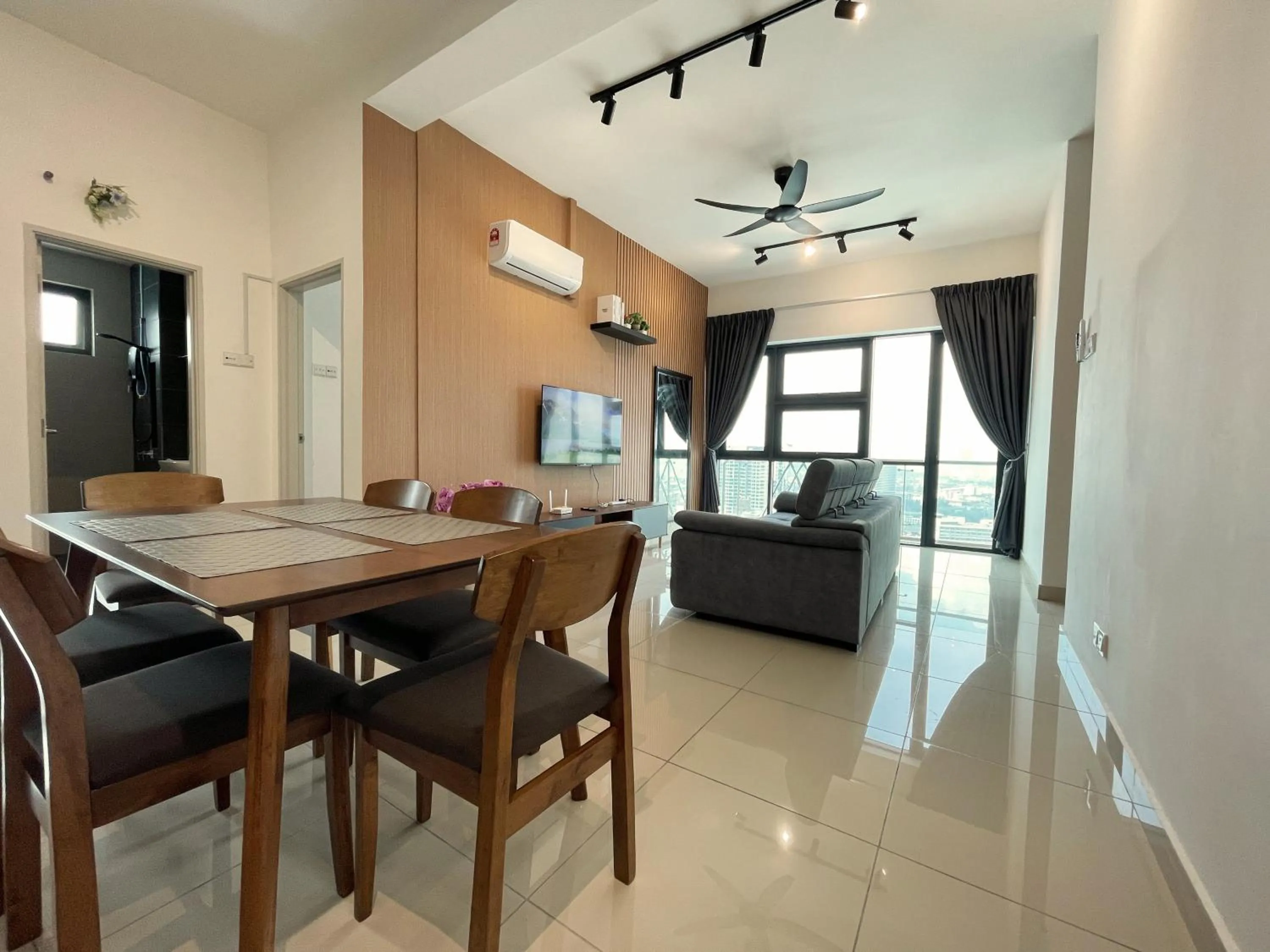 TV and multimedia in Pacific Tower Petaling Jaya Near Jaya One, University Malaya, Columbia Hospital By My Homez