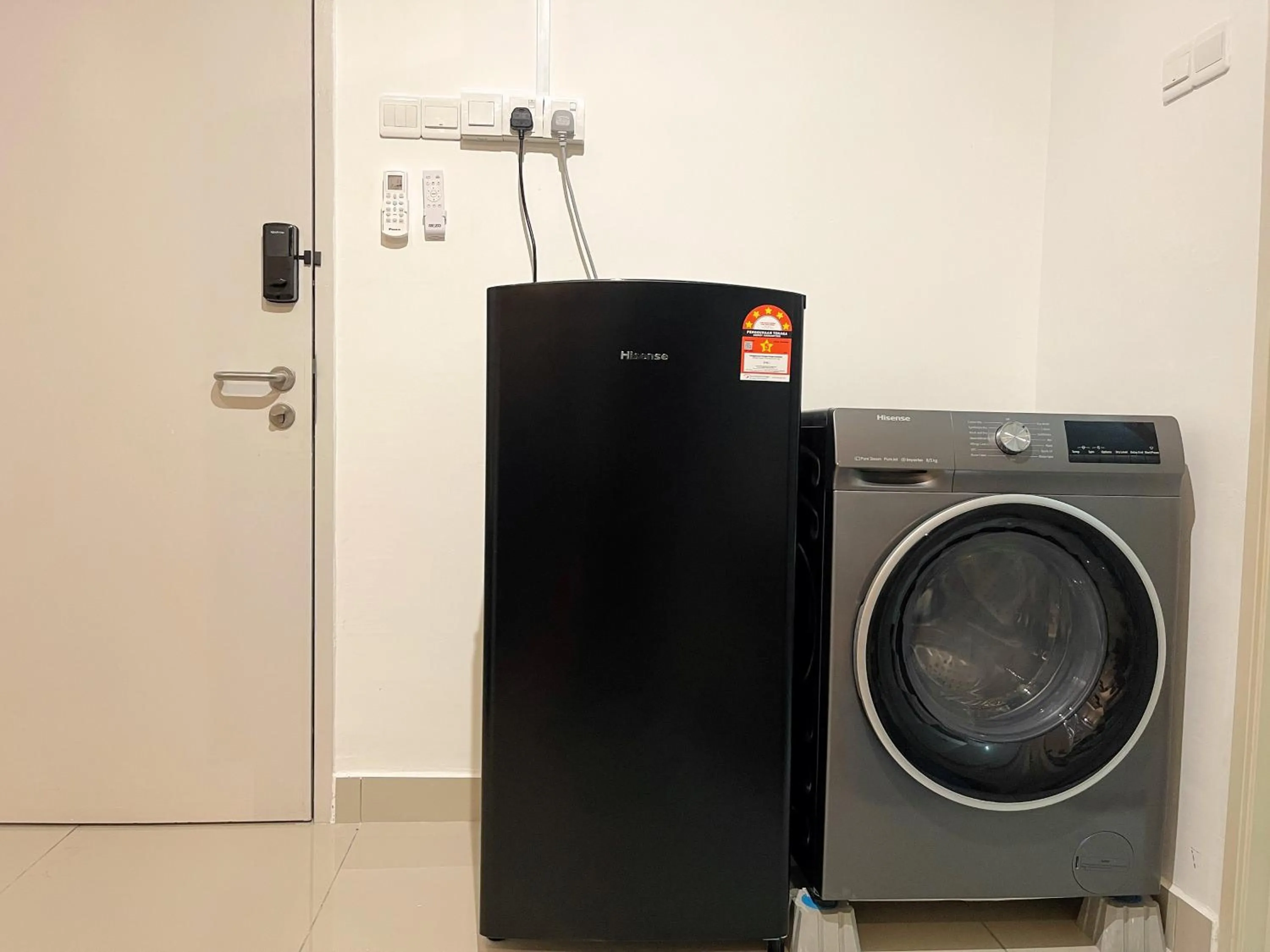 washing machine in Pacific Tower Petaling Jaya Near Jaya One, University Malaya, Columbia Hospital By My Homez
