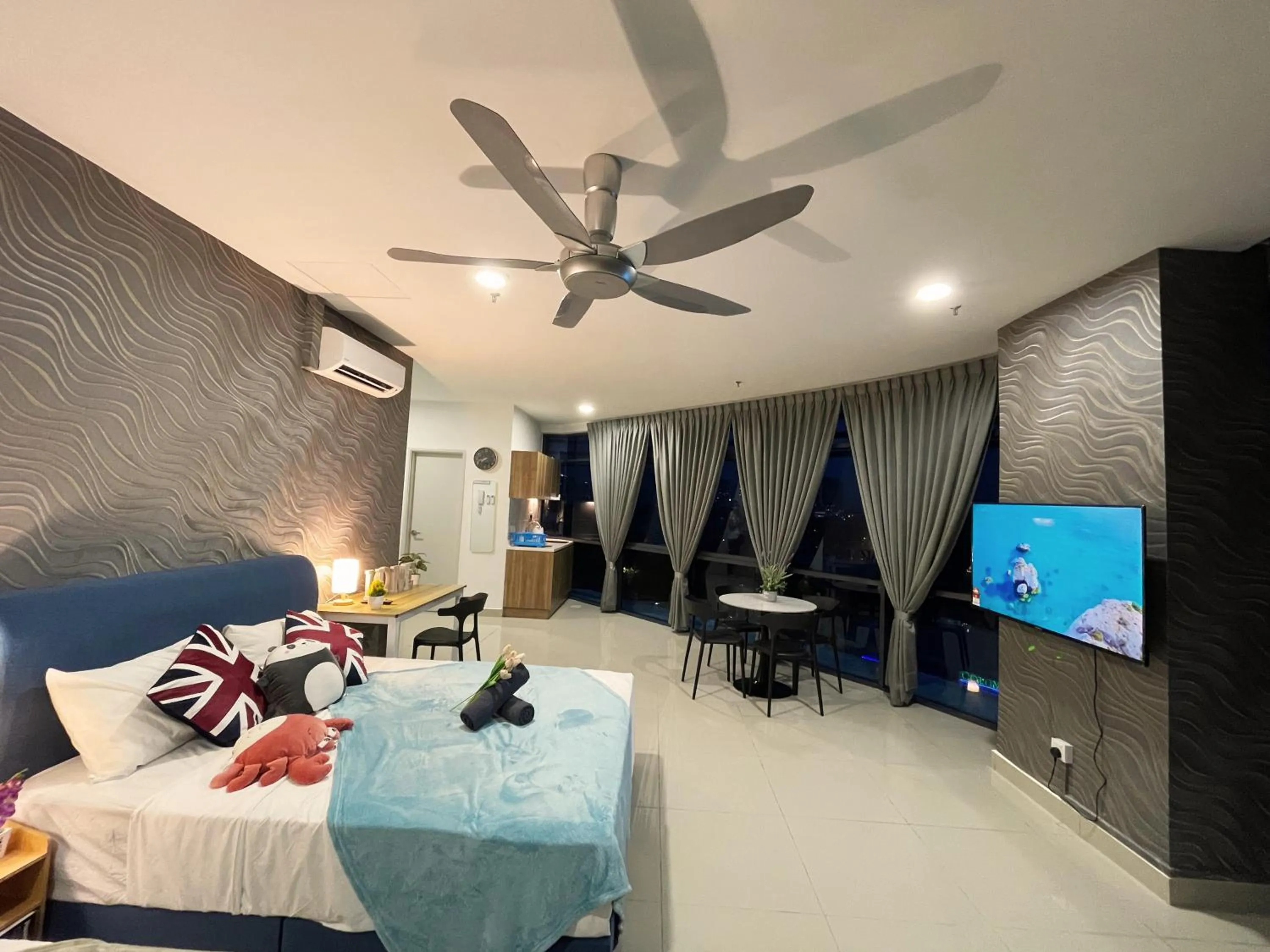 Bed in Pacific Tower Petaling Jaya Near Jaya One, University Malaya, Columbia Hospital By My Homez