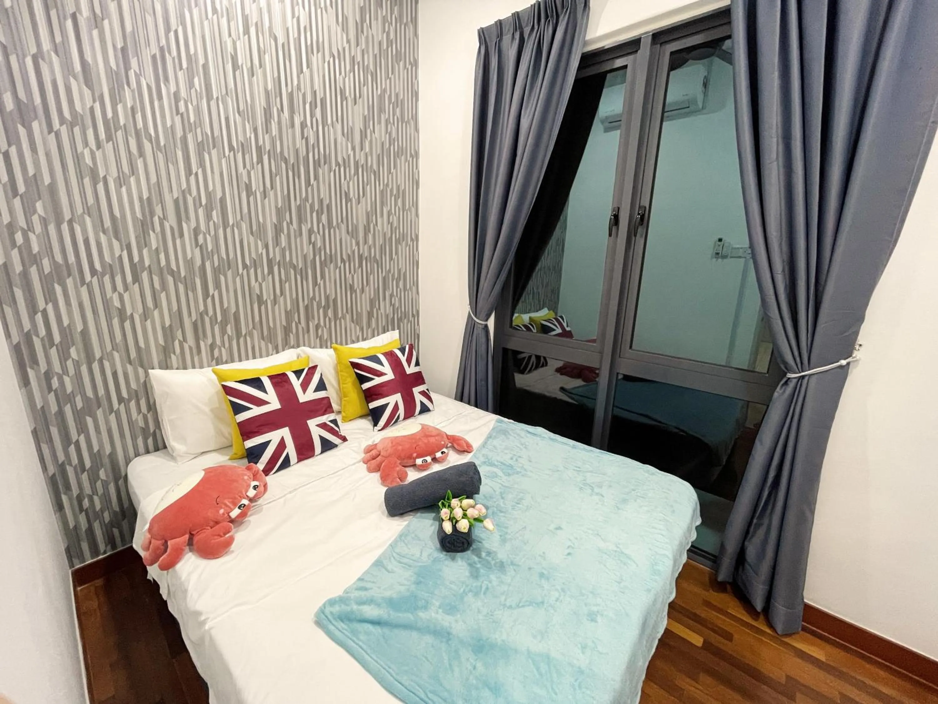 Bed in Pacific Tower Petaling Jaya Near Jaya One, University Malaya, Columbia Hospital By My Homez