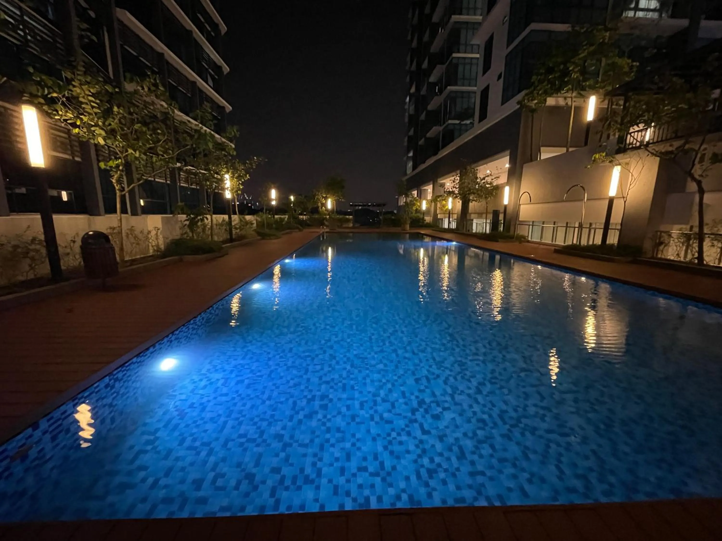 Night in Pacific Tower Petaling Jaya Near Jaya One, University Malaya, Columbia Hospital By My Homez