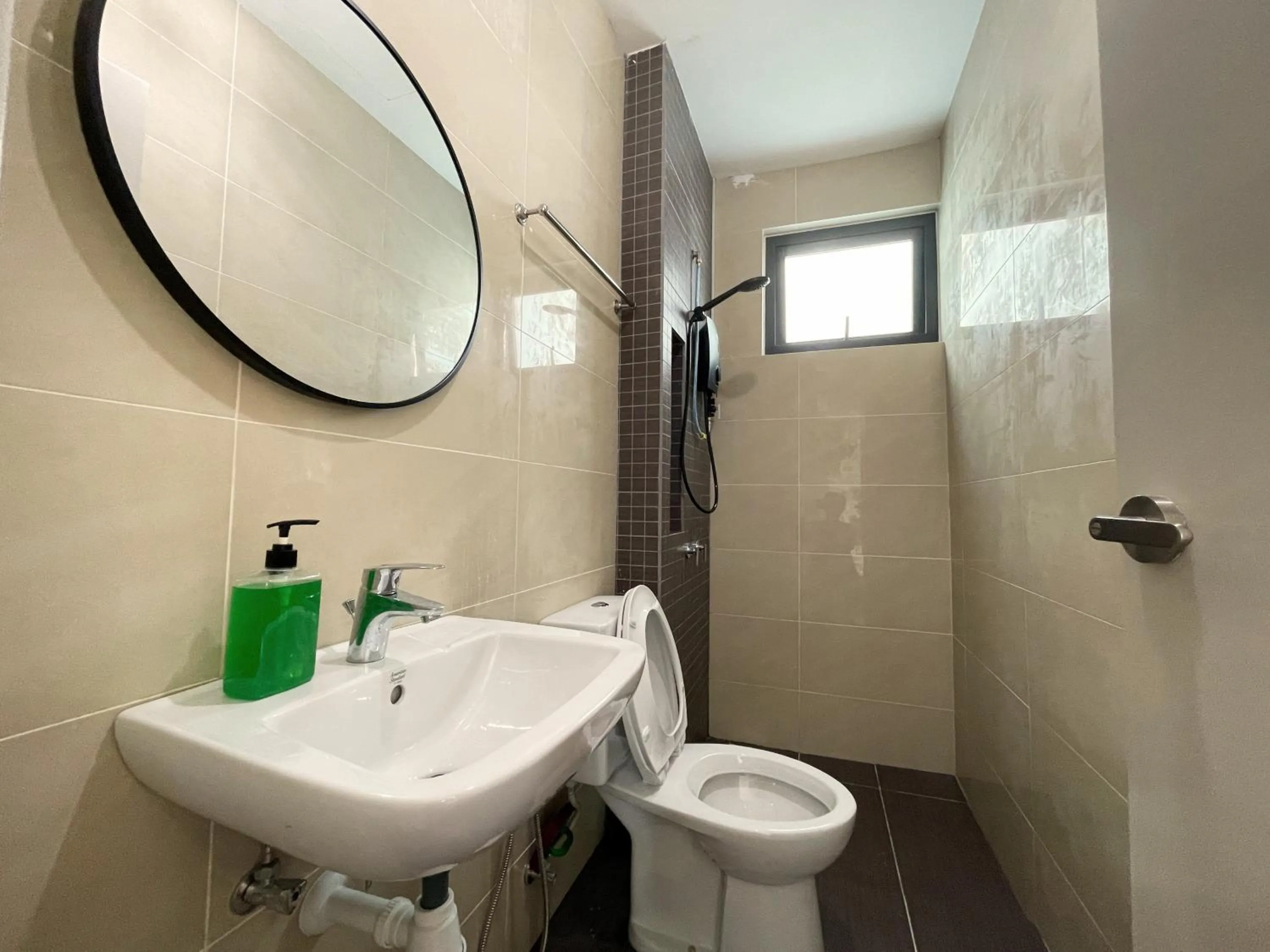 Shower in Pacific Tower Petaling Jaya Near Jaya One, University Malaya, Columbia Hospital By My Homez