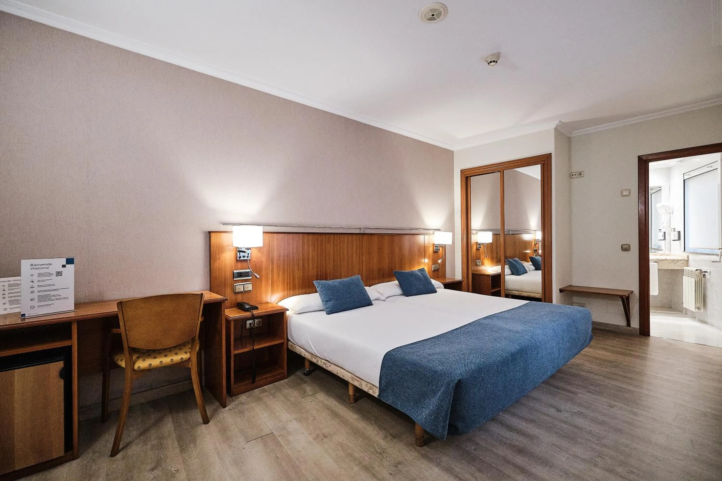 Bed in Hotel Ciudad de Compostela