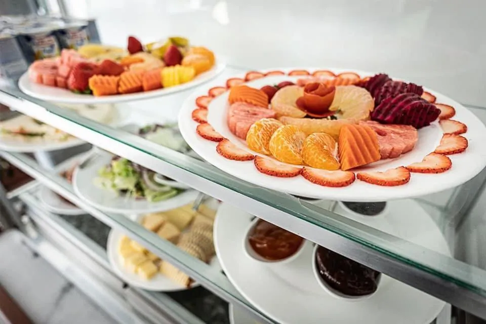 Food and drinks in Enjoy boutique