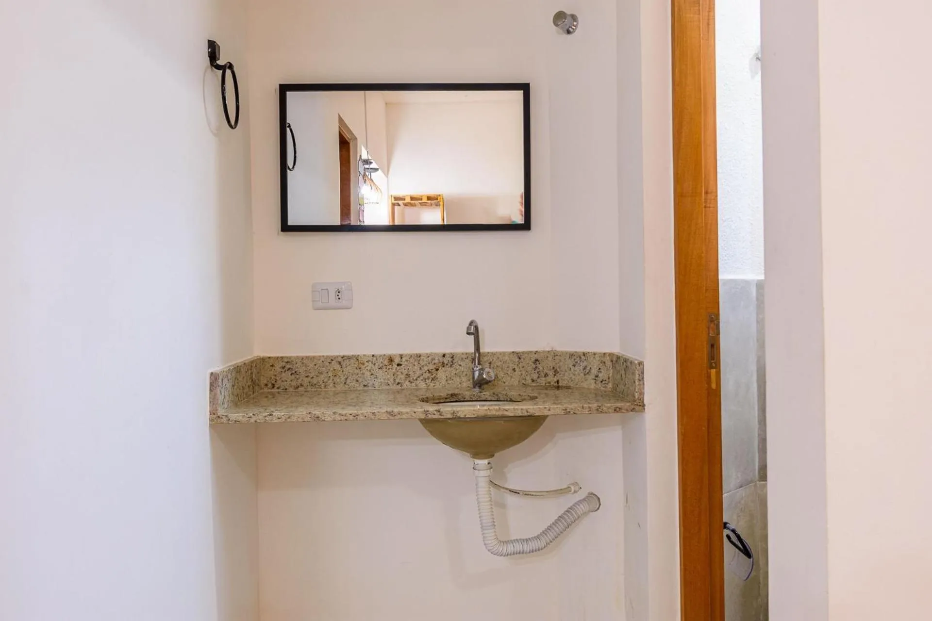 Toilet in Apto com churrasqueira elétrica próximo à praia