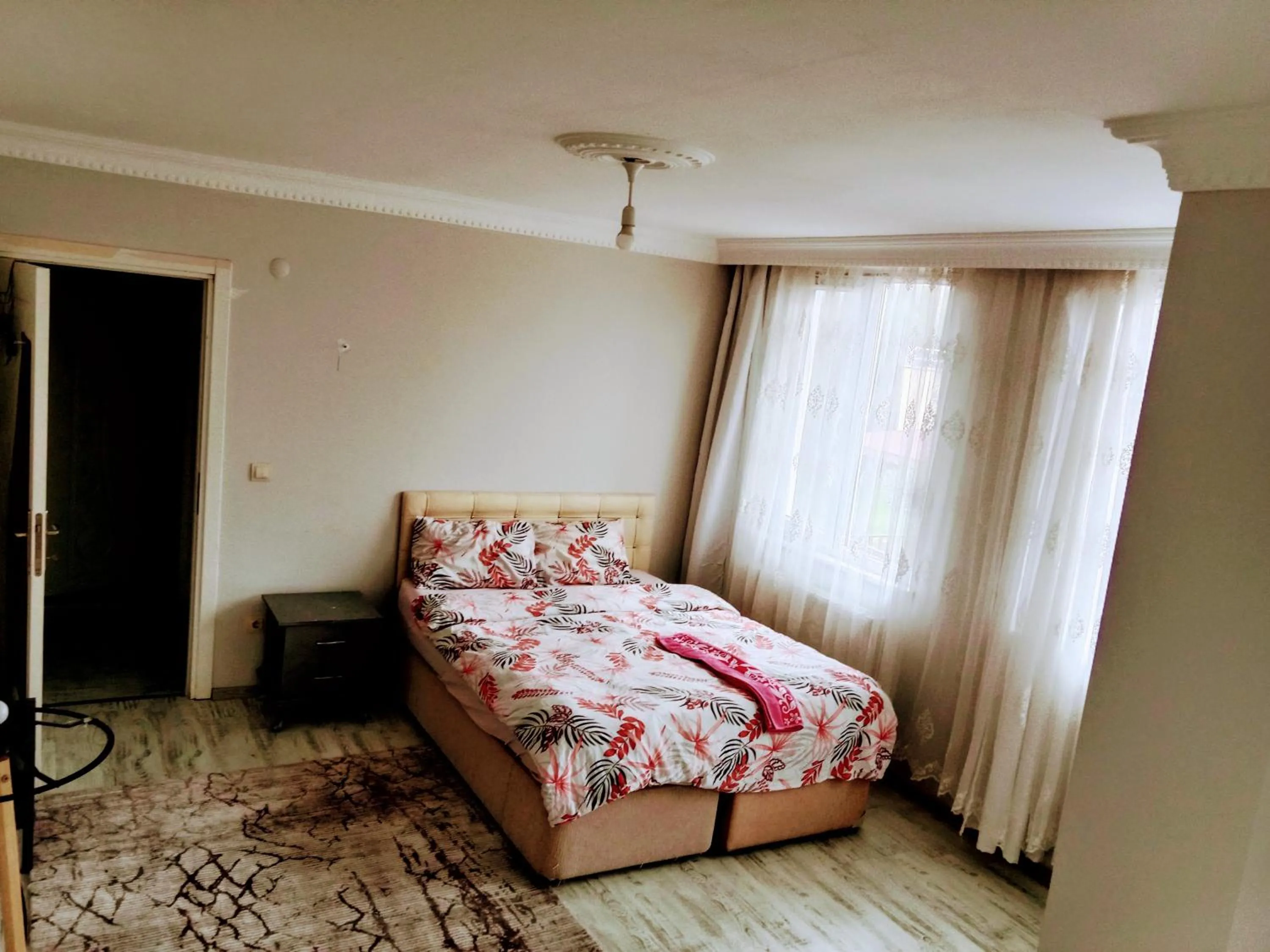 Bed in Ahmet teacher's villa, 6 minutes from the airport