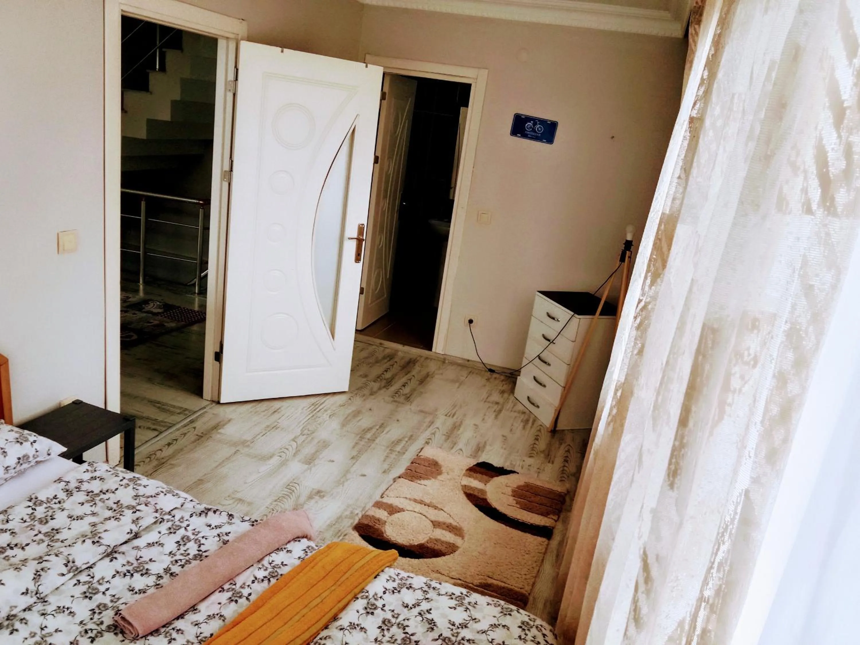 Bed in Ahmet teacher's villa, 6 minutes from the airport