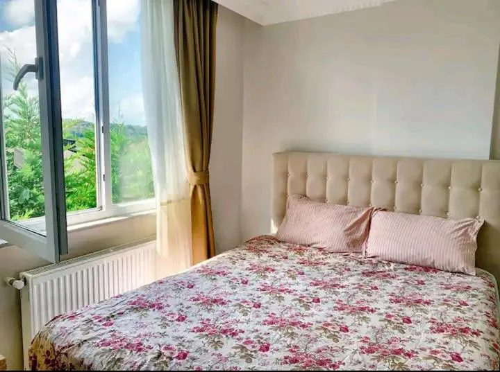 Bed in Ahmet teacher's villa, 6 minutes from the airport