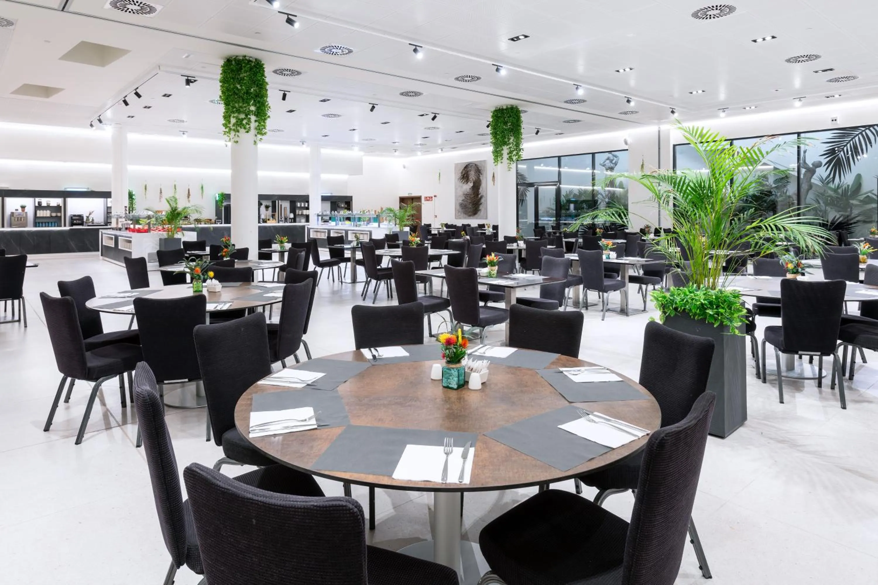 Breakfast in Alexandre Fira Congress