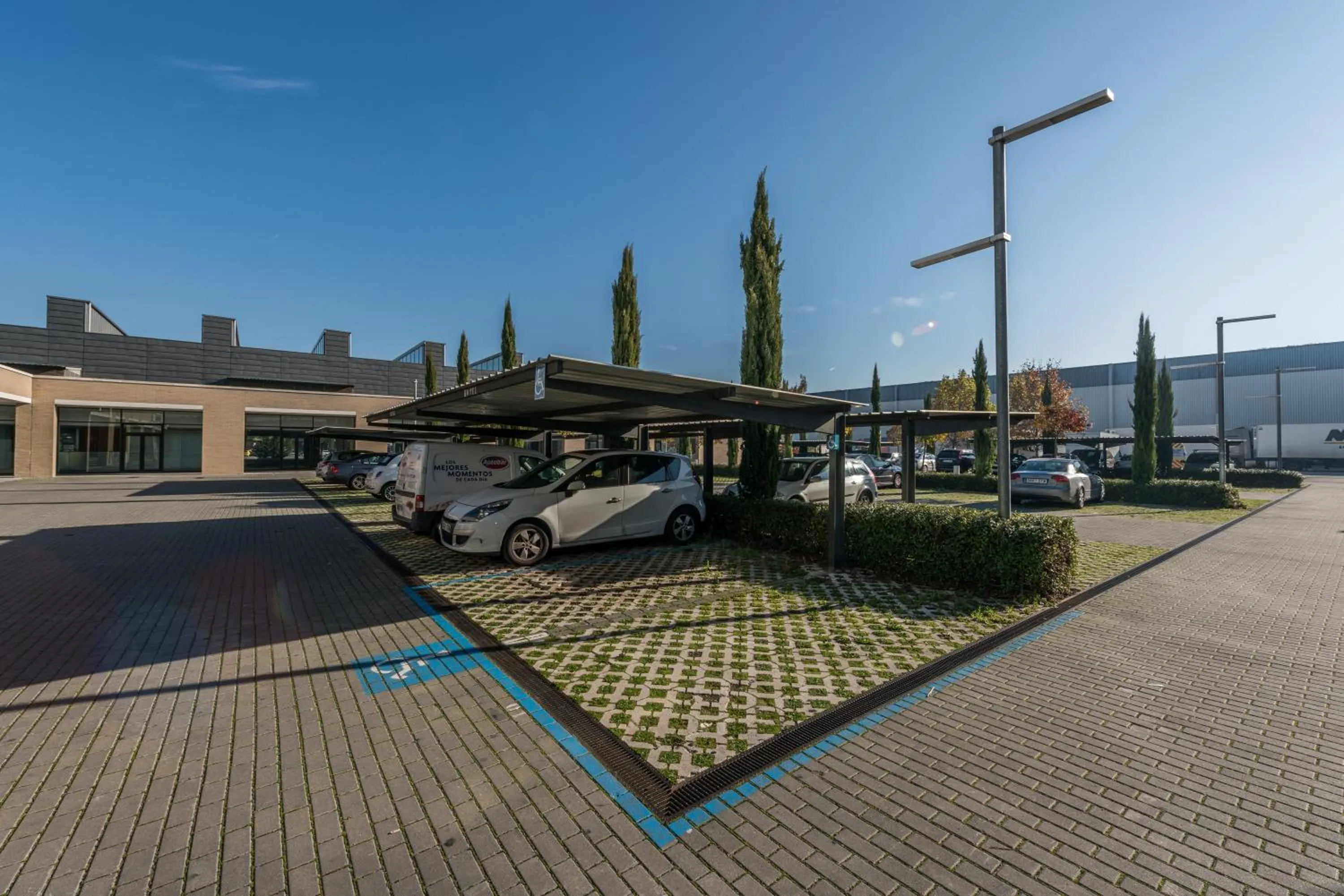 Facade/entrance in Hotel Mercader