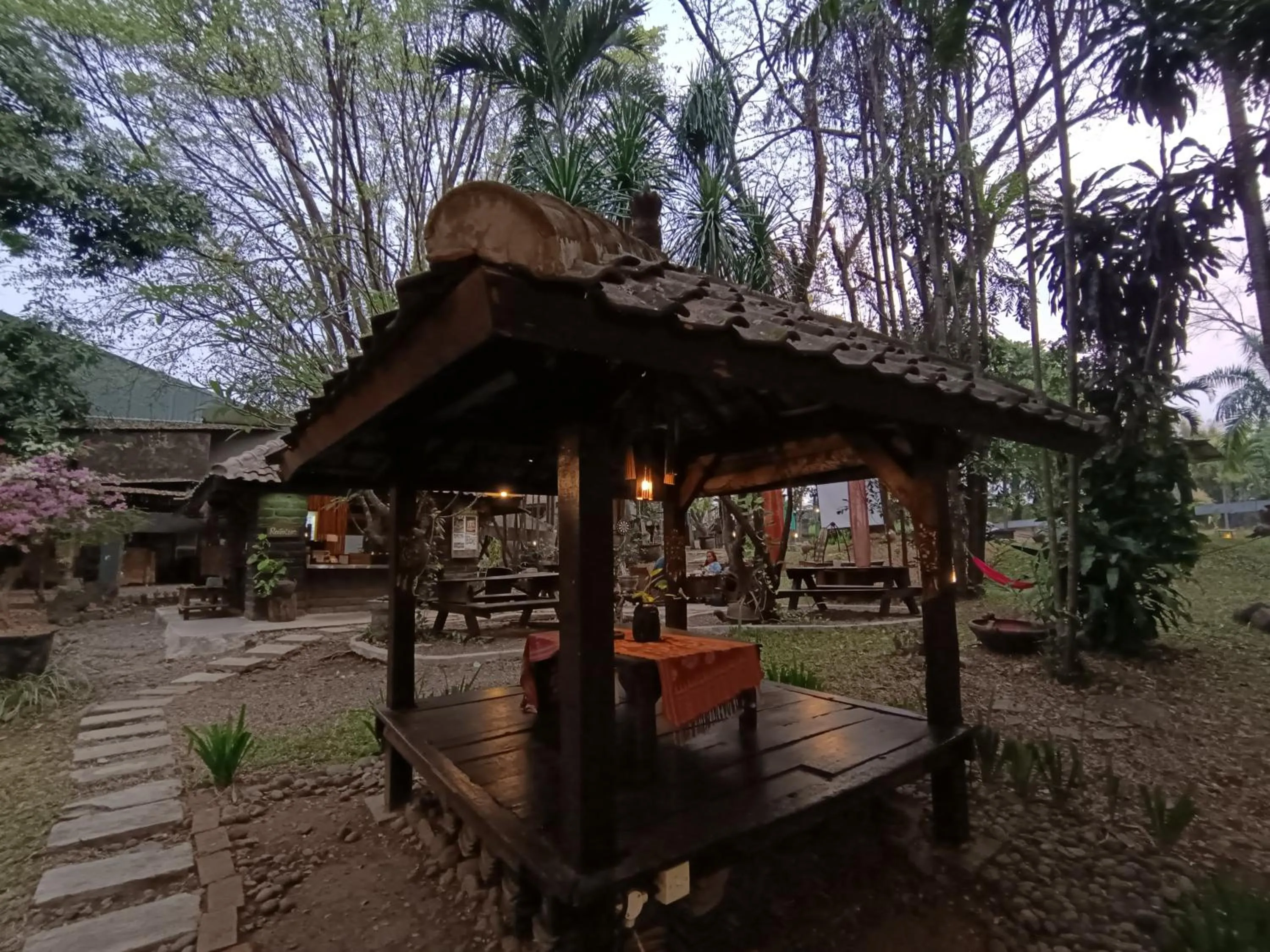 Restaurant/places to eat in Grand Mulia Sakinah Boutique Resort Pandaan