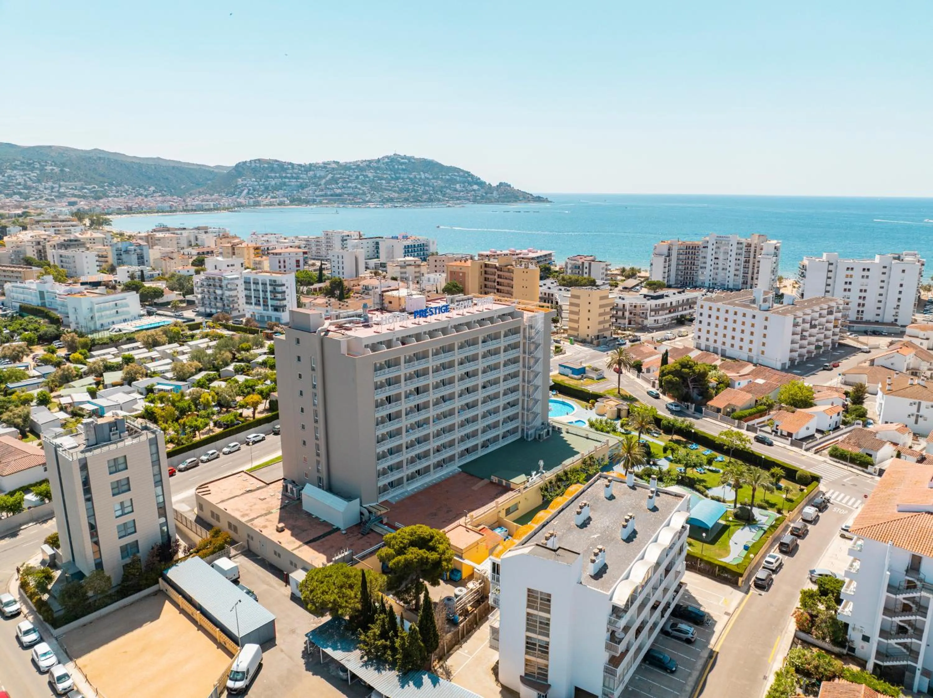 Property building in Prestige Goya Park