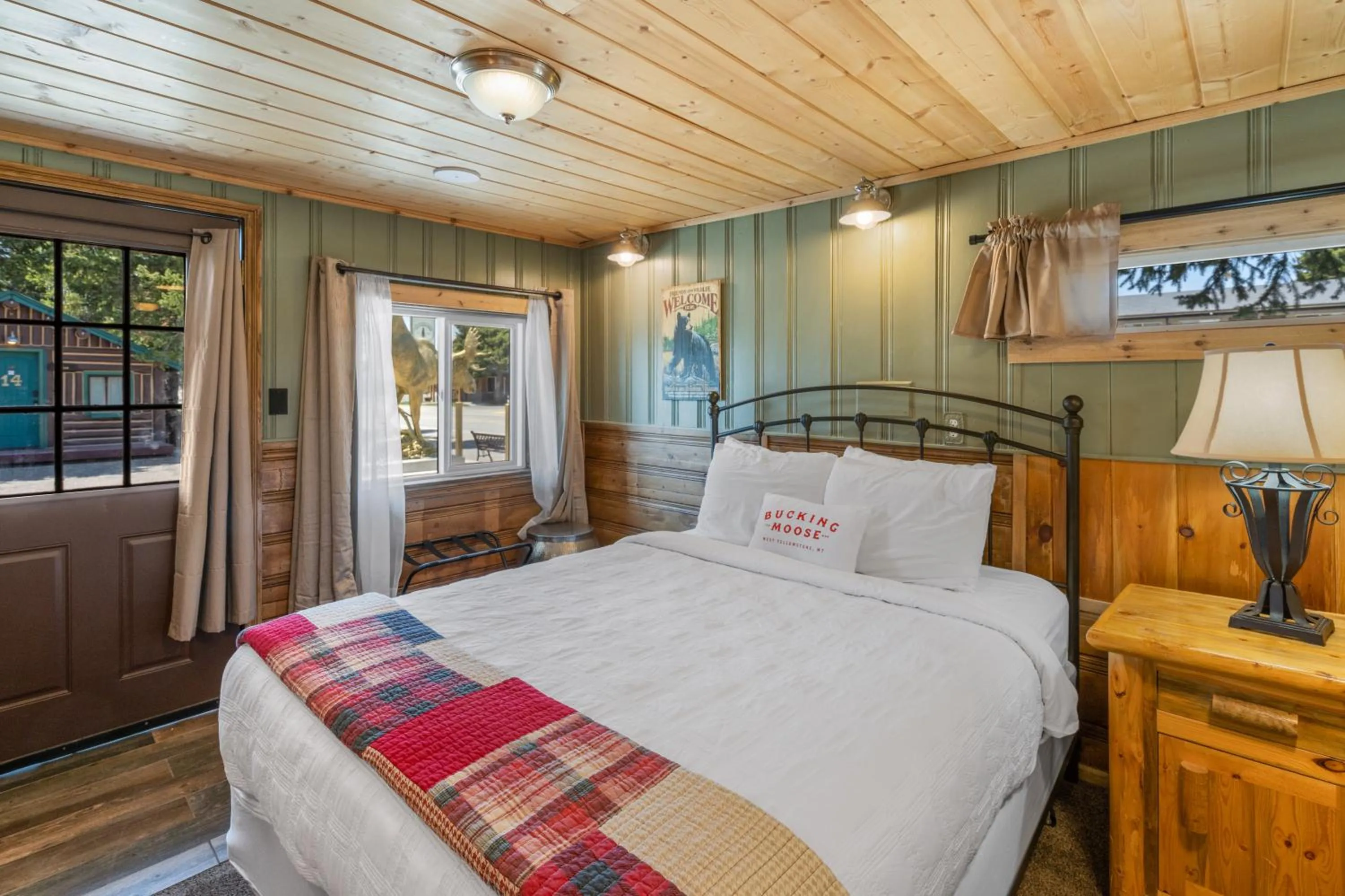 Bed in The Bucking Moose