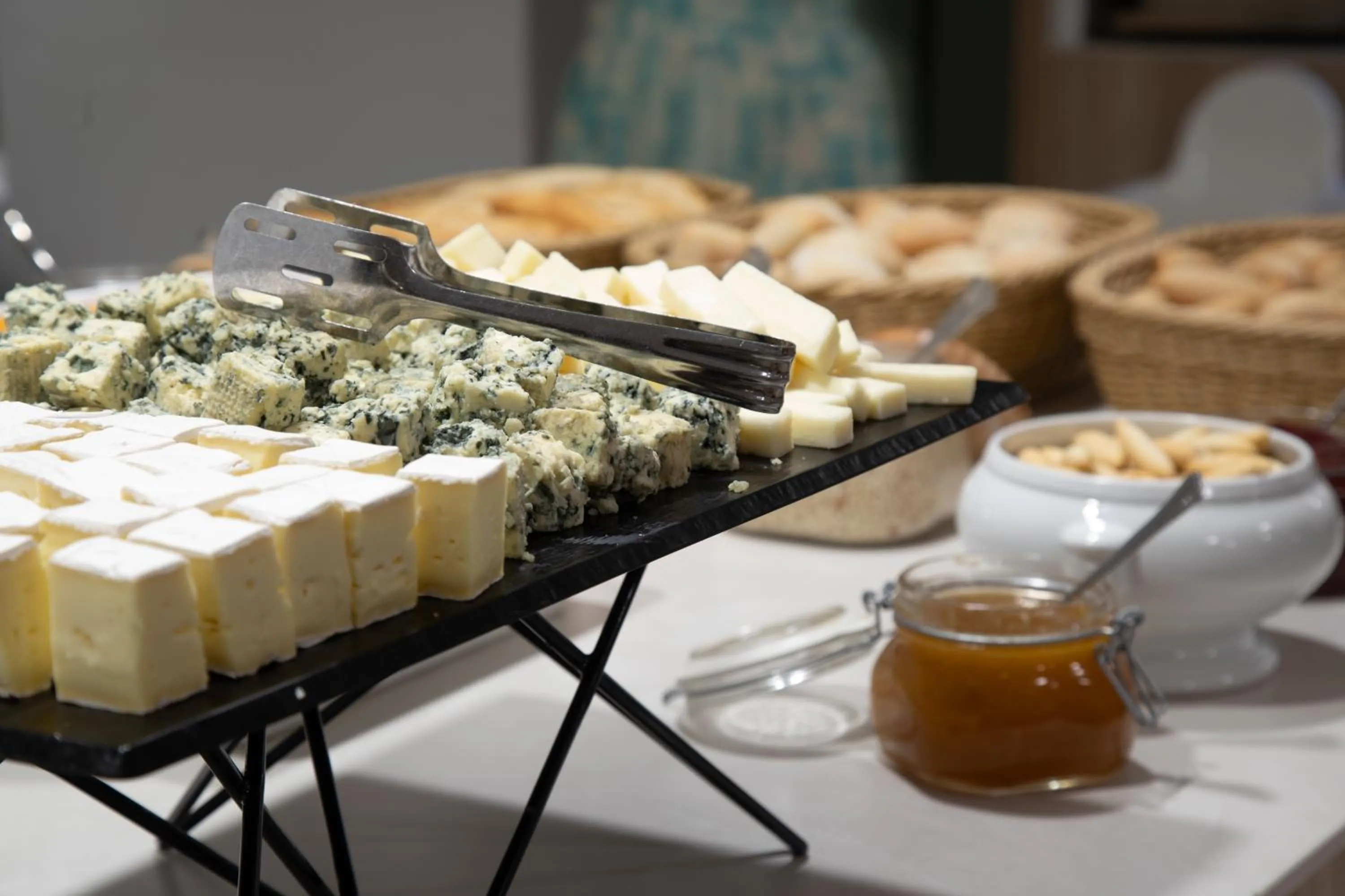 Restaurant/places to eat in Prestige Sant Marc