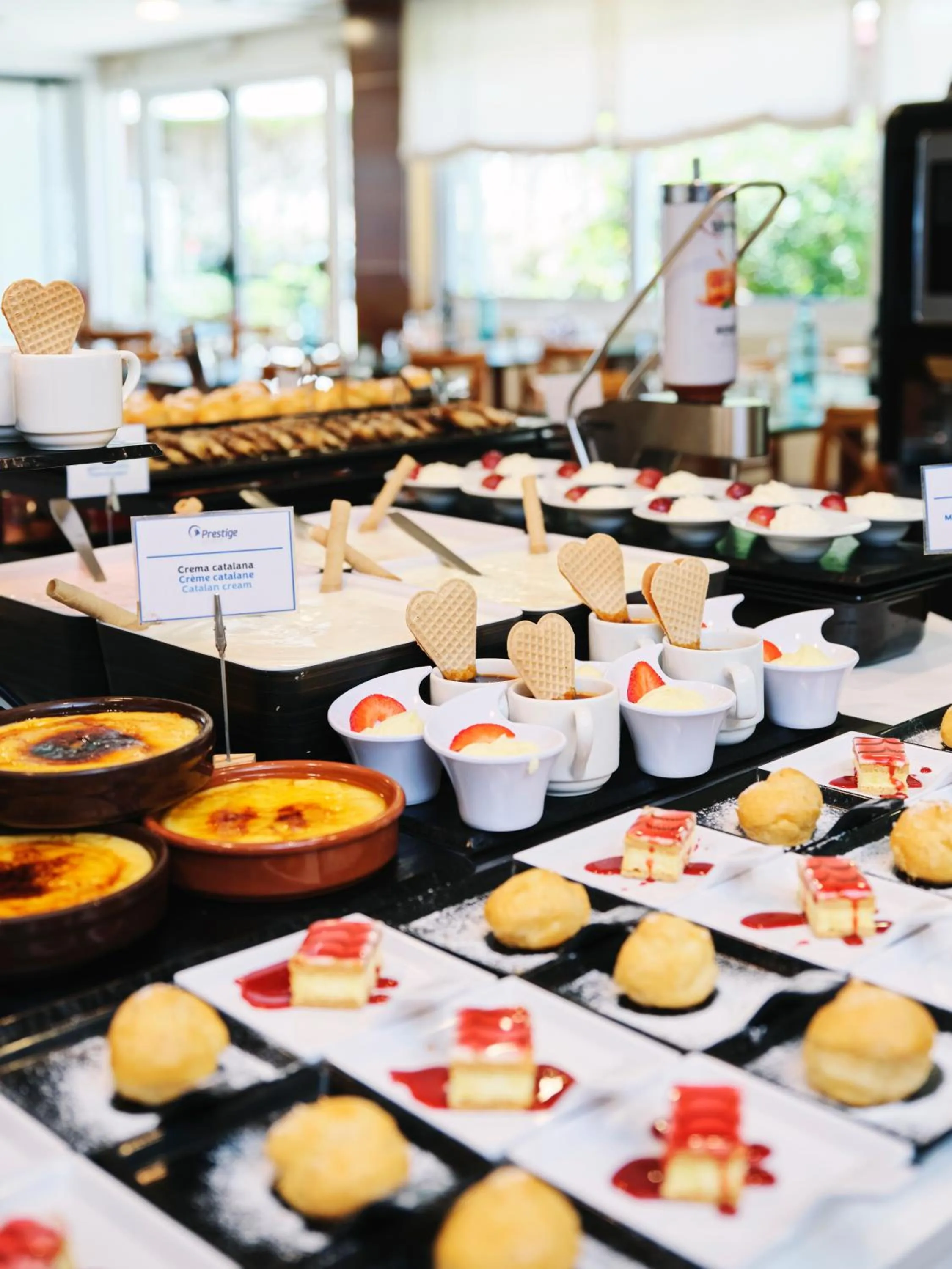 Food in Prestige Victoria