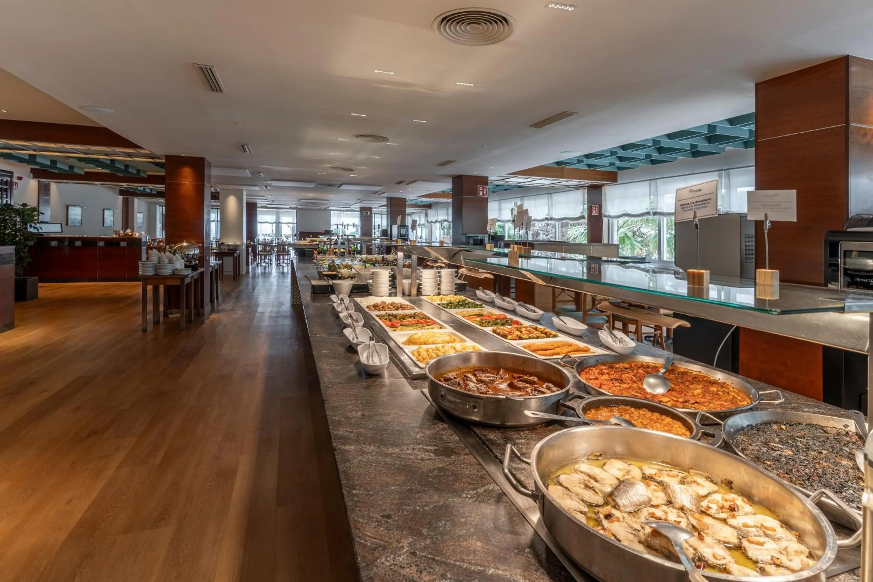 Food in Prestige Victoria