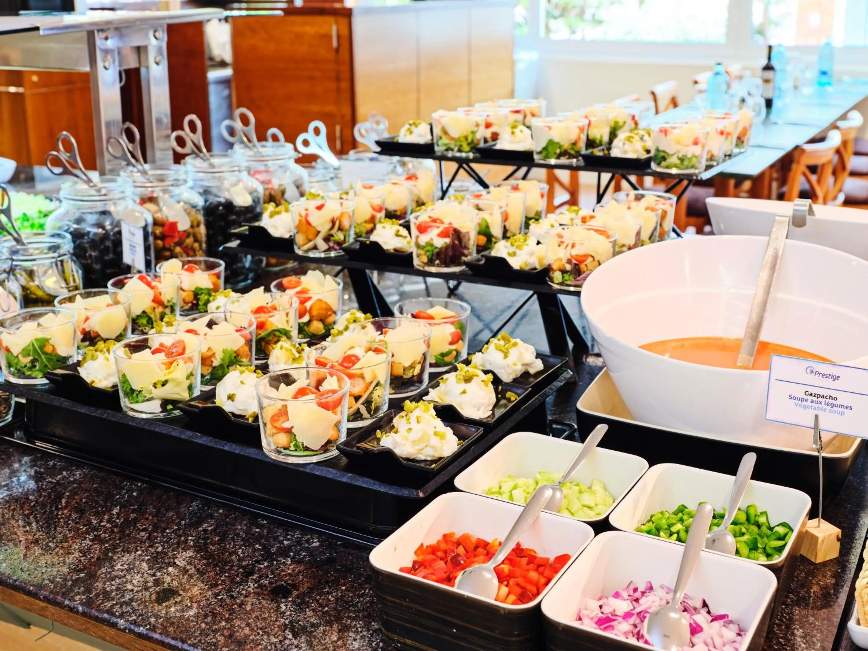 Food in Prestige Victoria