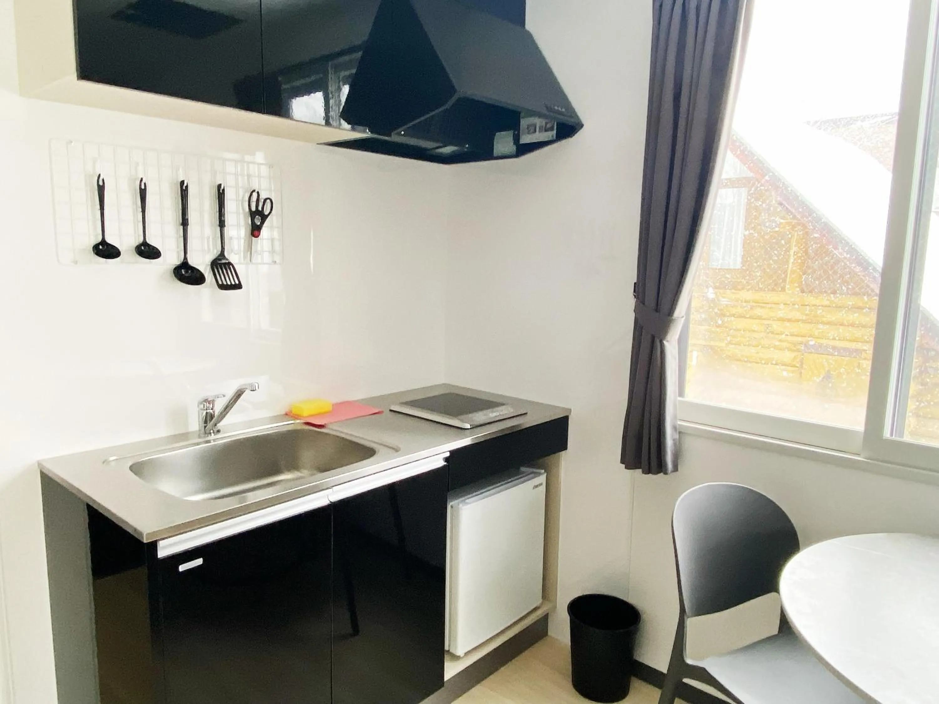 Kitchen or kitchenette in Q FOX GMG HOTEL