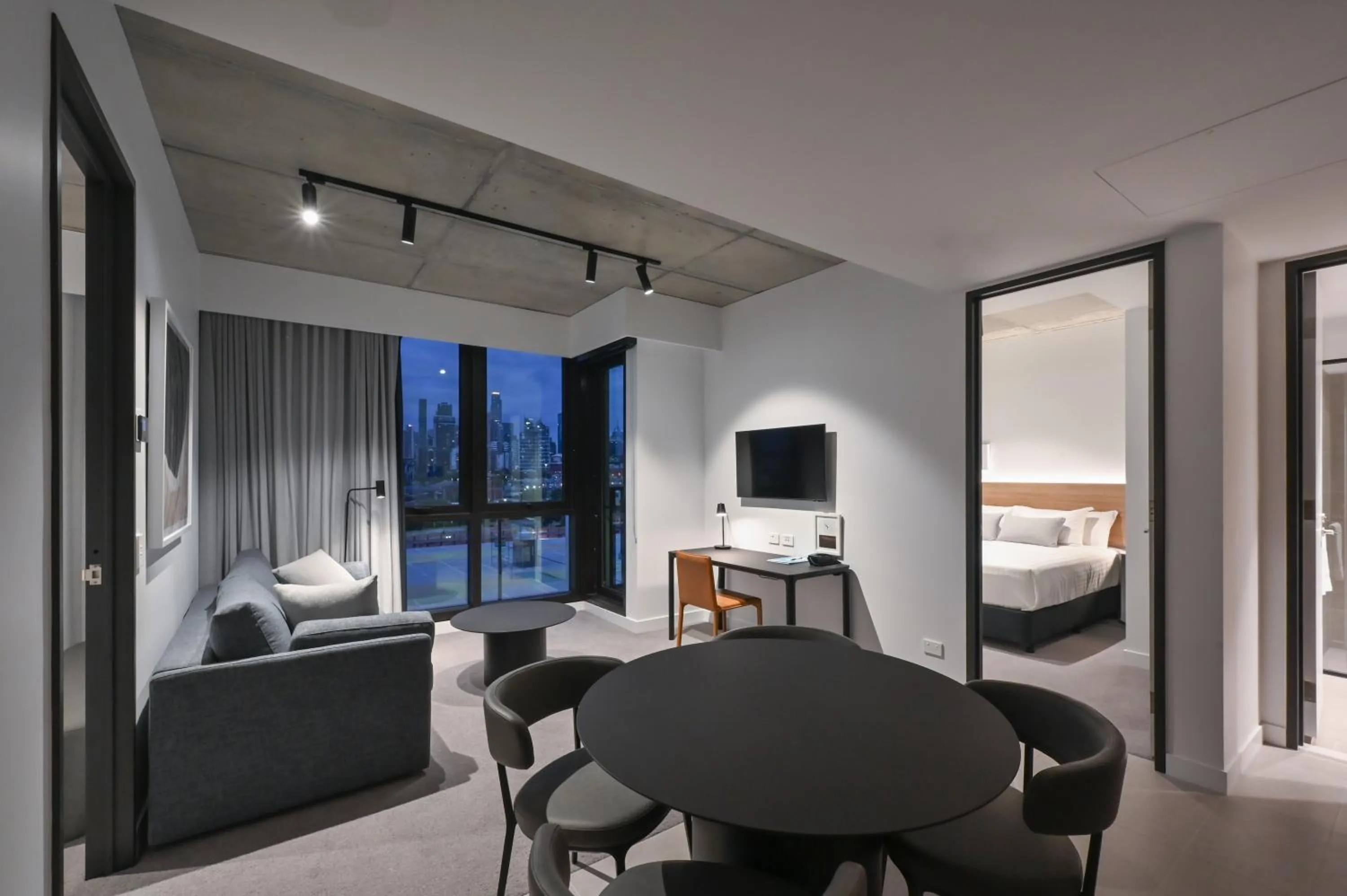 Living room, Bed in Nesuto Docklands